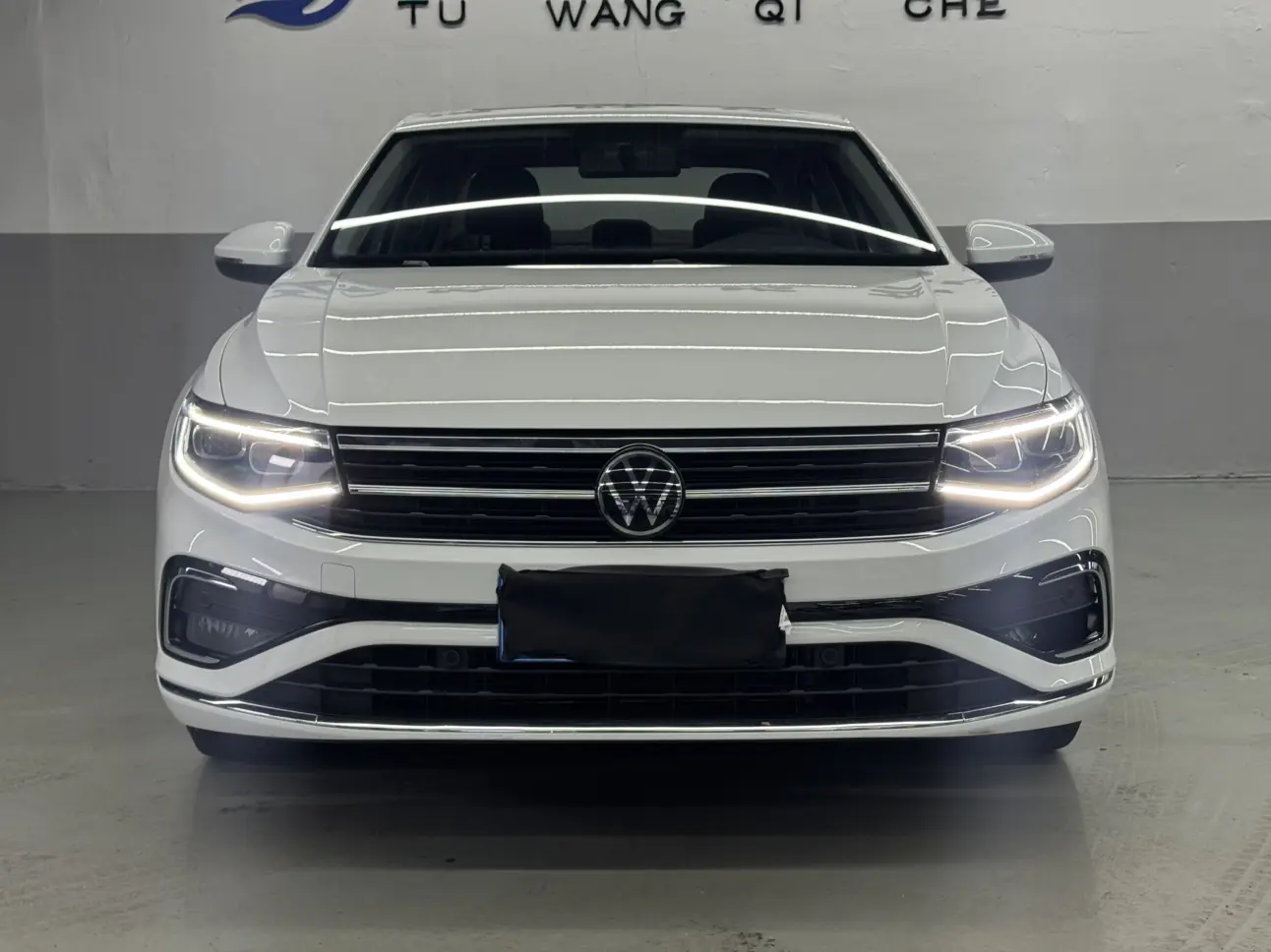 Volkswagen Bora  из Китая