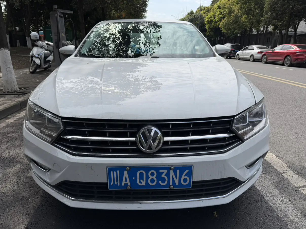 Volkswagen Bora  из Китая