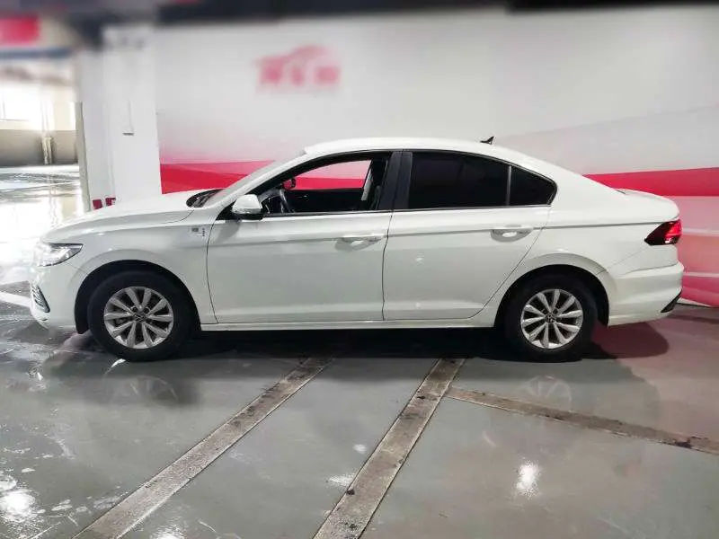 Volkswagen Bora  из Китая