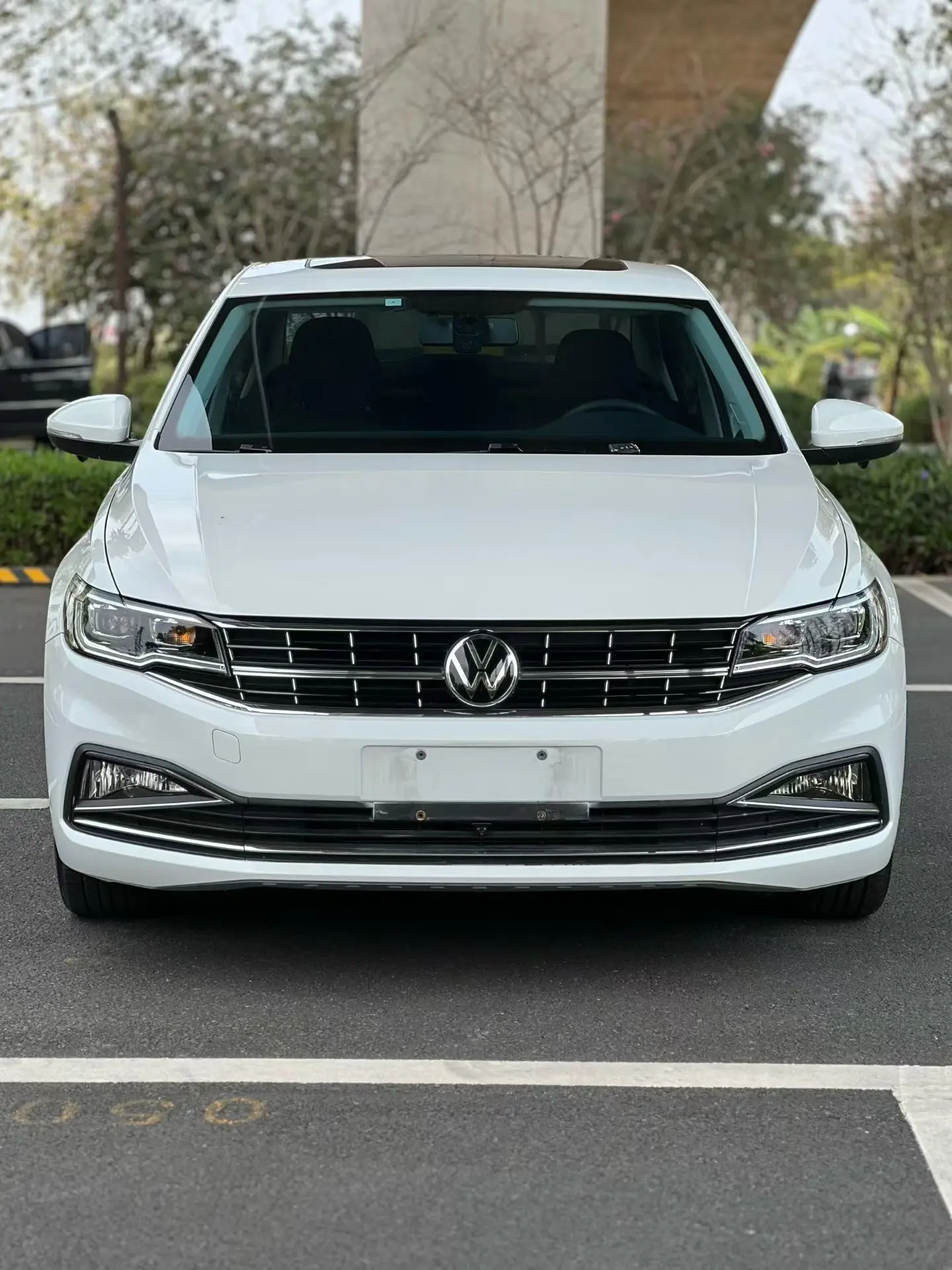 Volkswagen Bora  из Китая