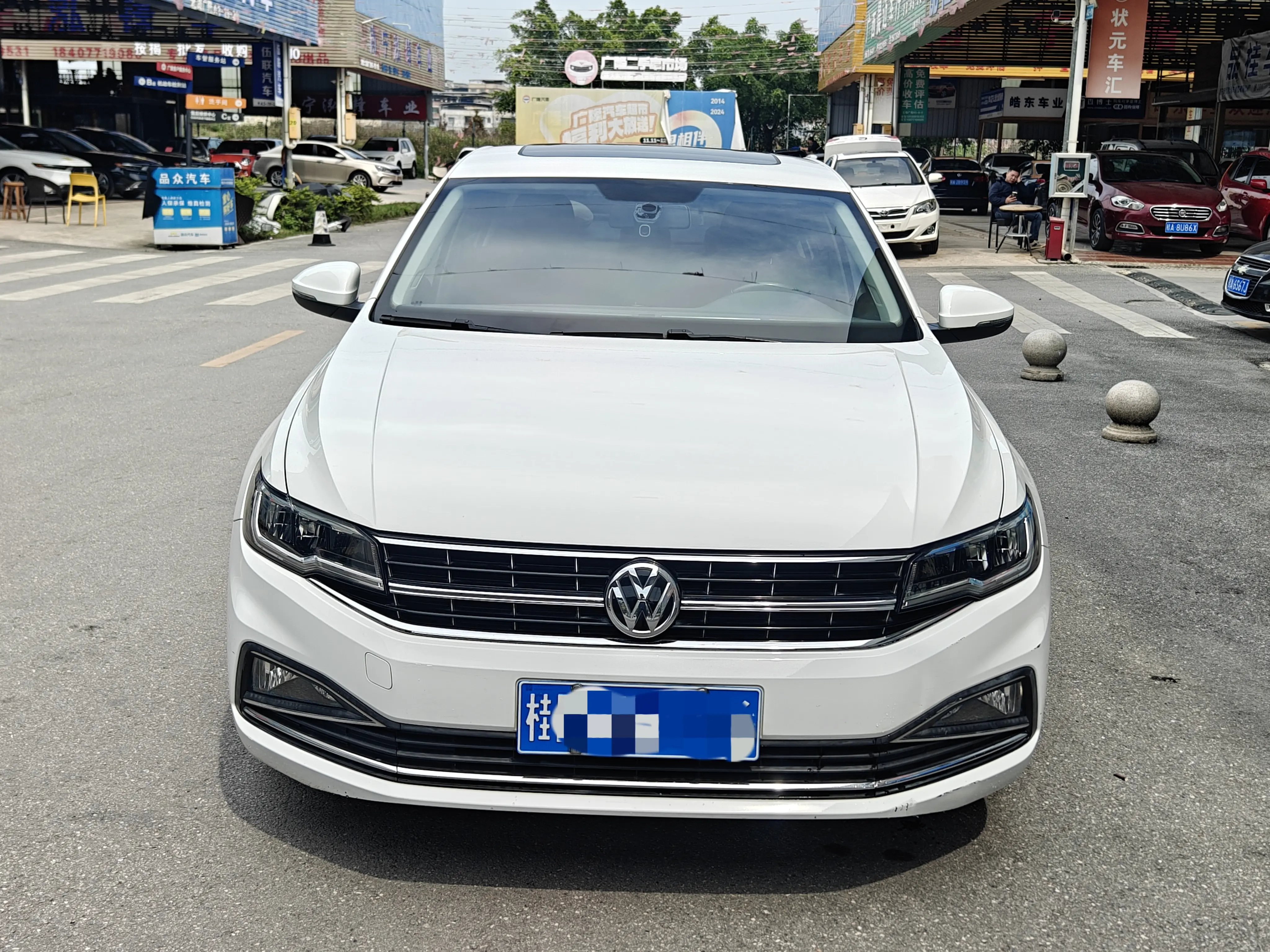 Volkswagen Bora  из Китая