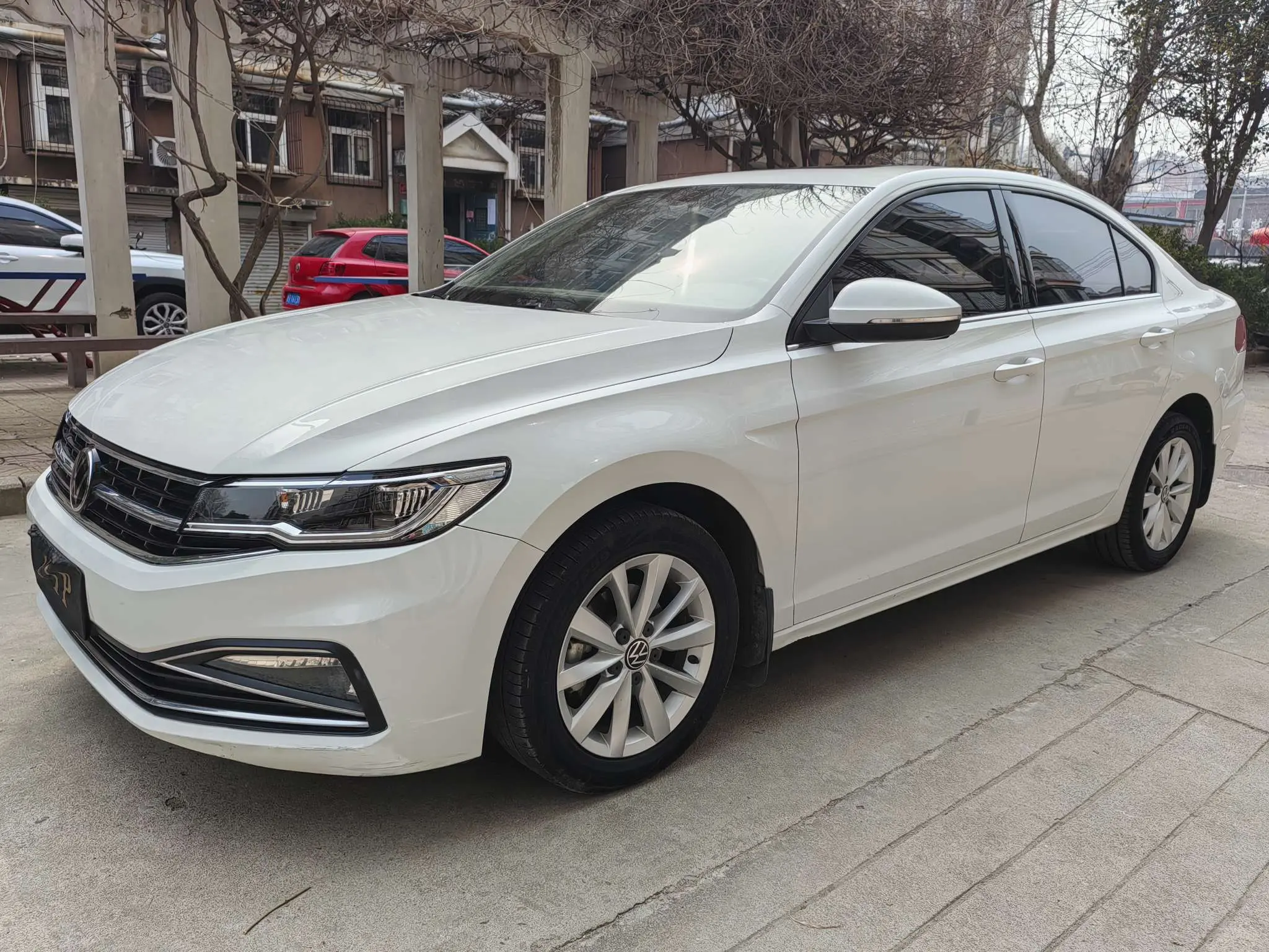 Volkswagen Bora  из Китая