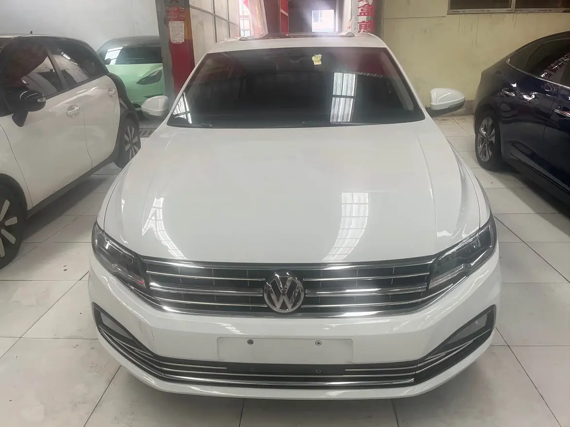 Volkswagen Bora  из Китая