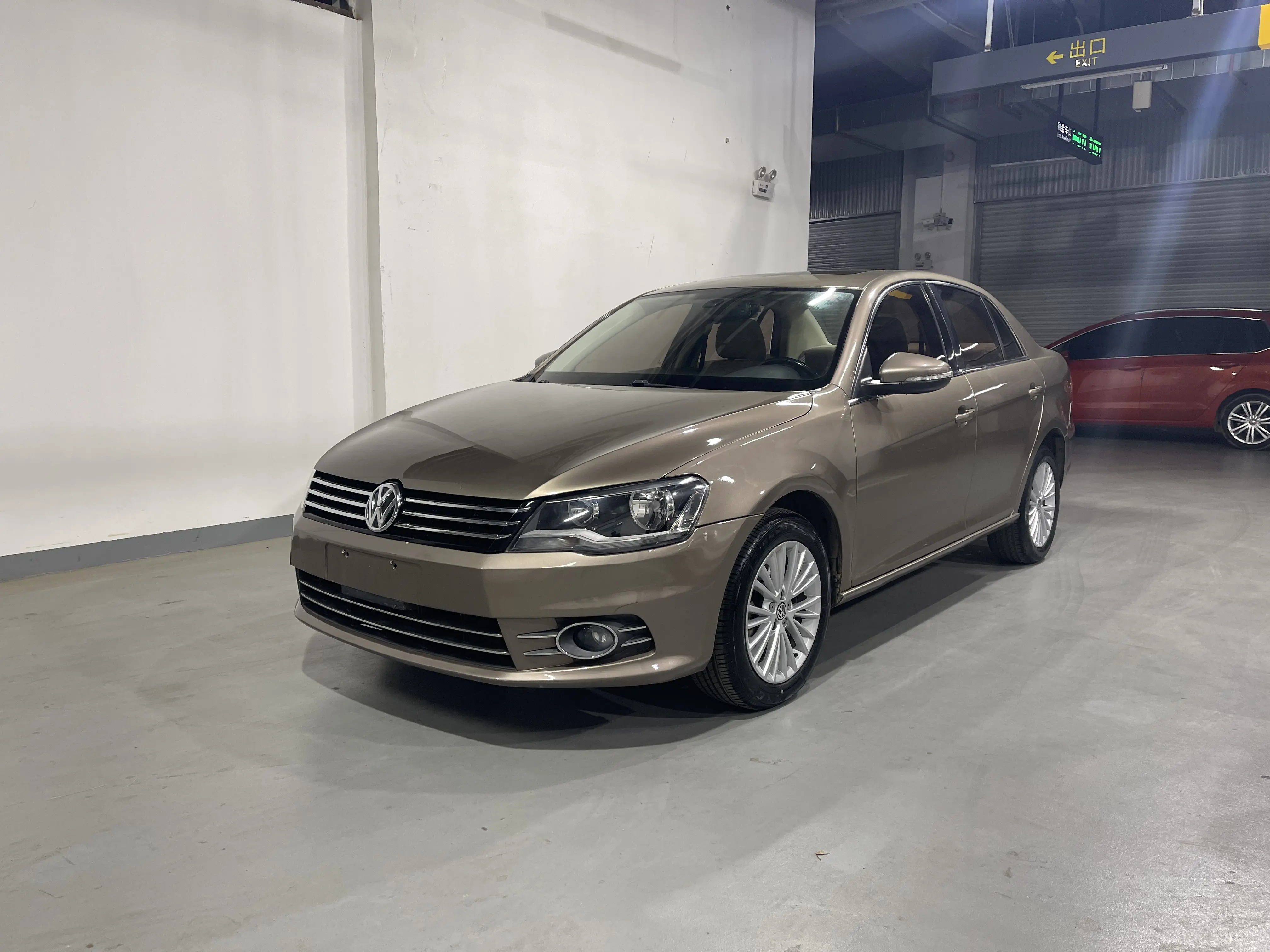 Volkswagen Bora  из Китая