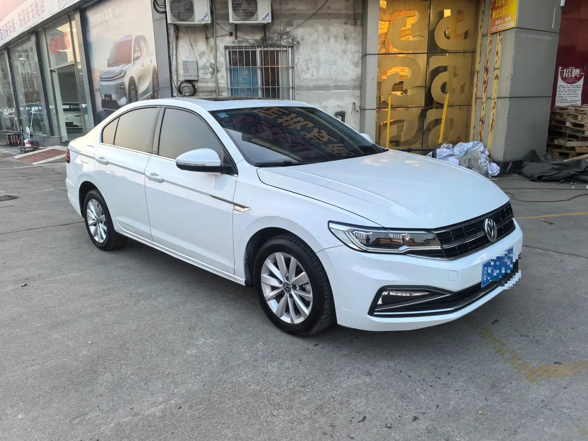 Volkswagen Bora  из Китая