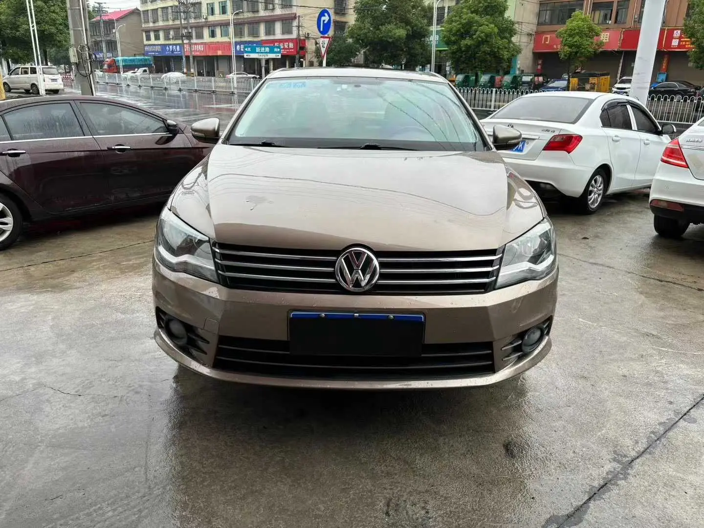 Volkswagen Bora  из Китая