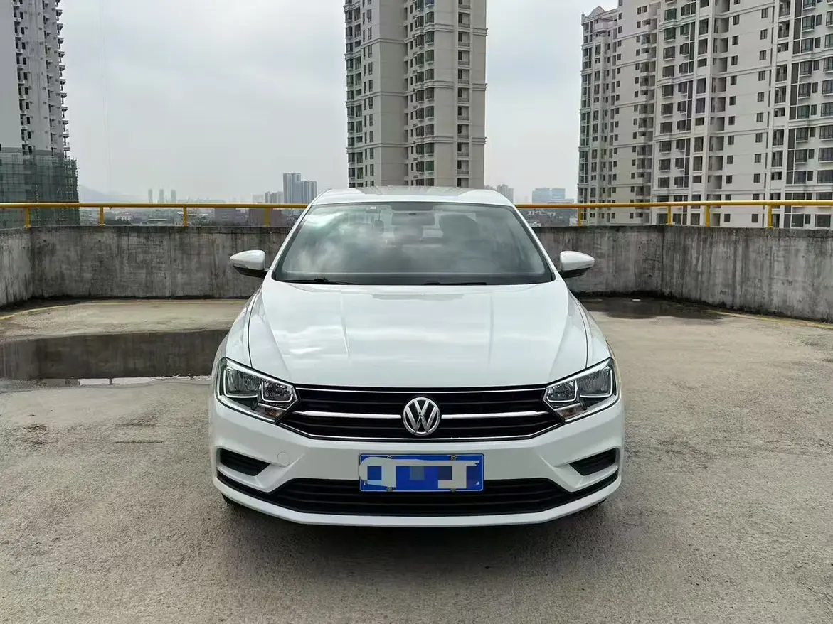 Volkswagen Bora  из Китая