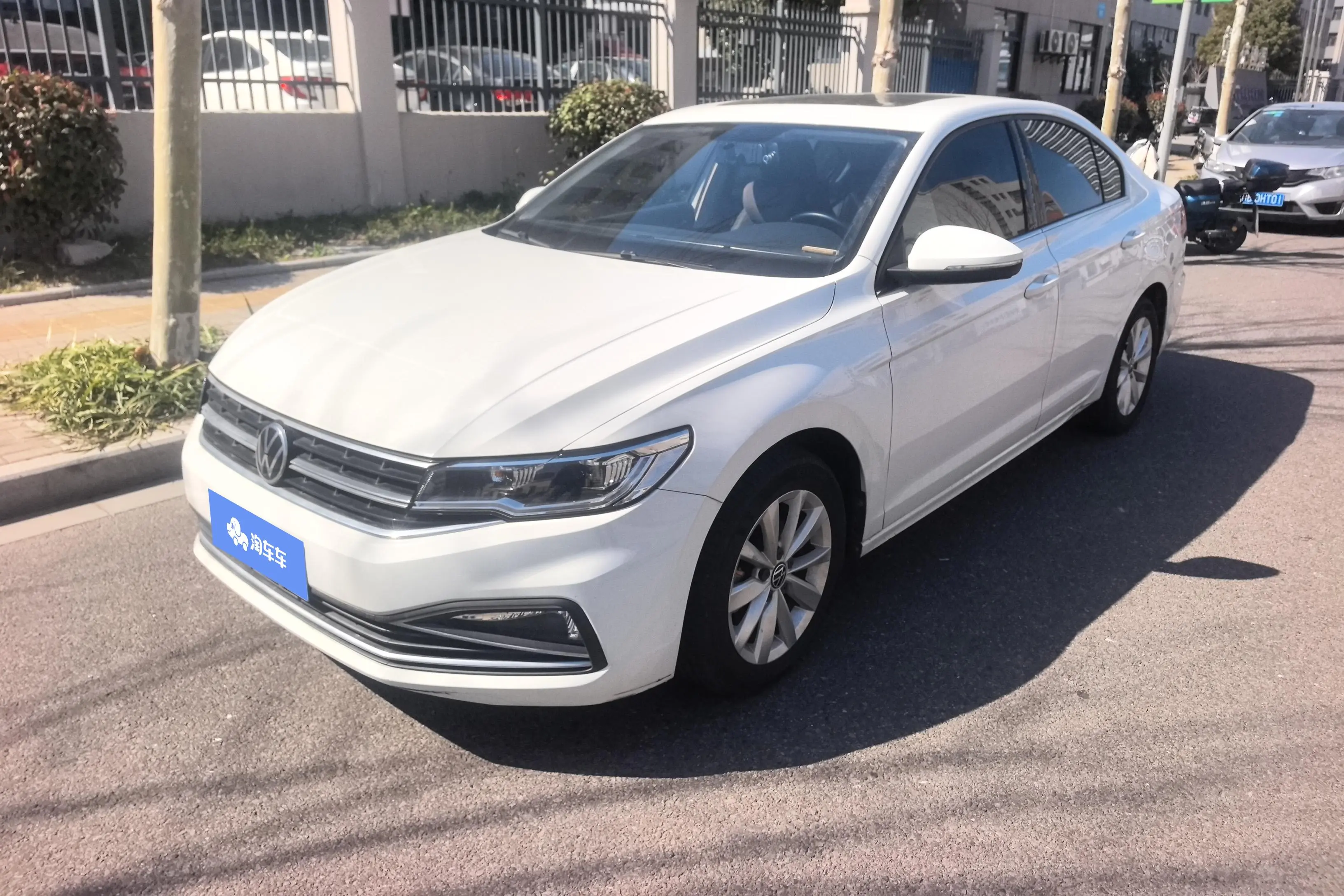 Volkswagen Bora  из Китая