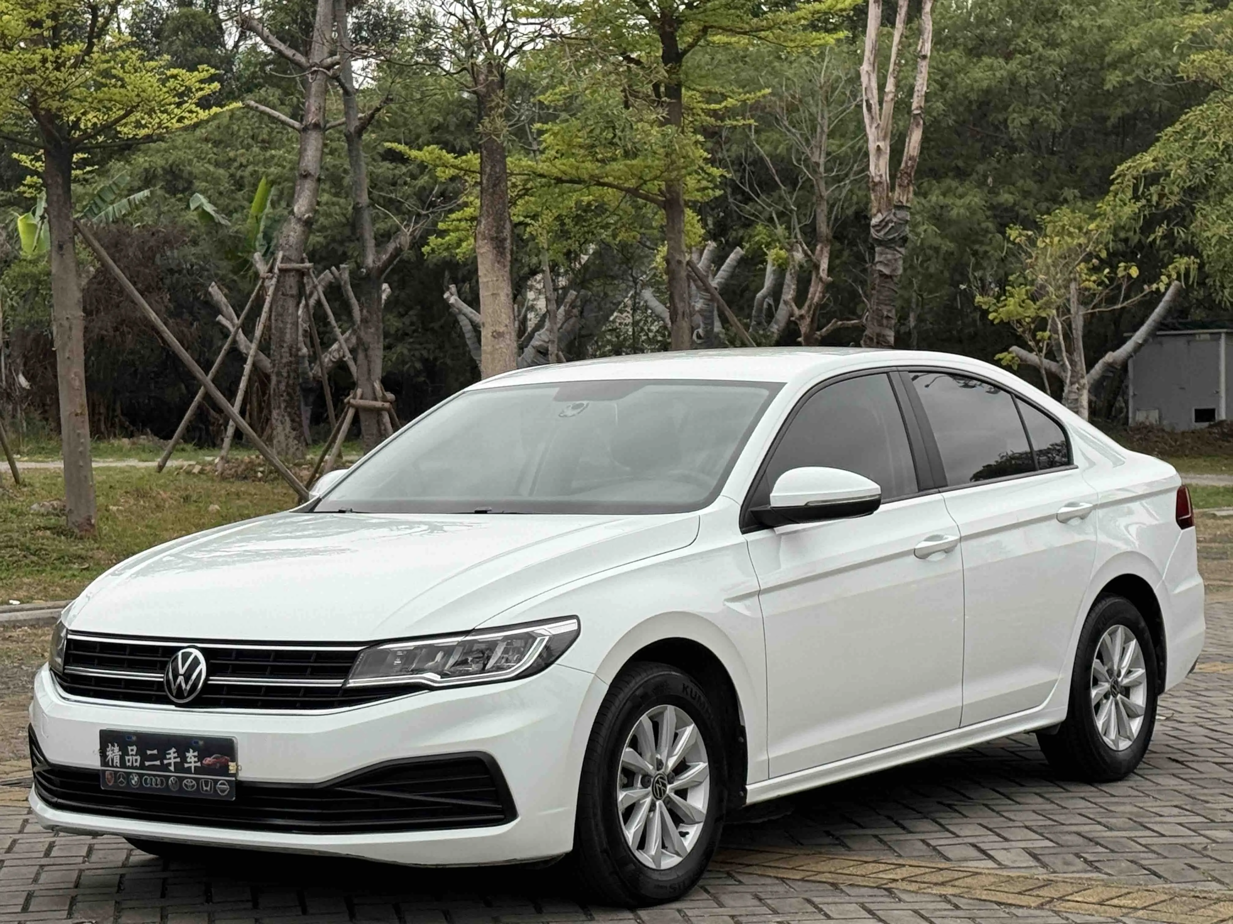 Volkswagen Bora  из Китая