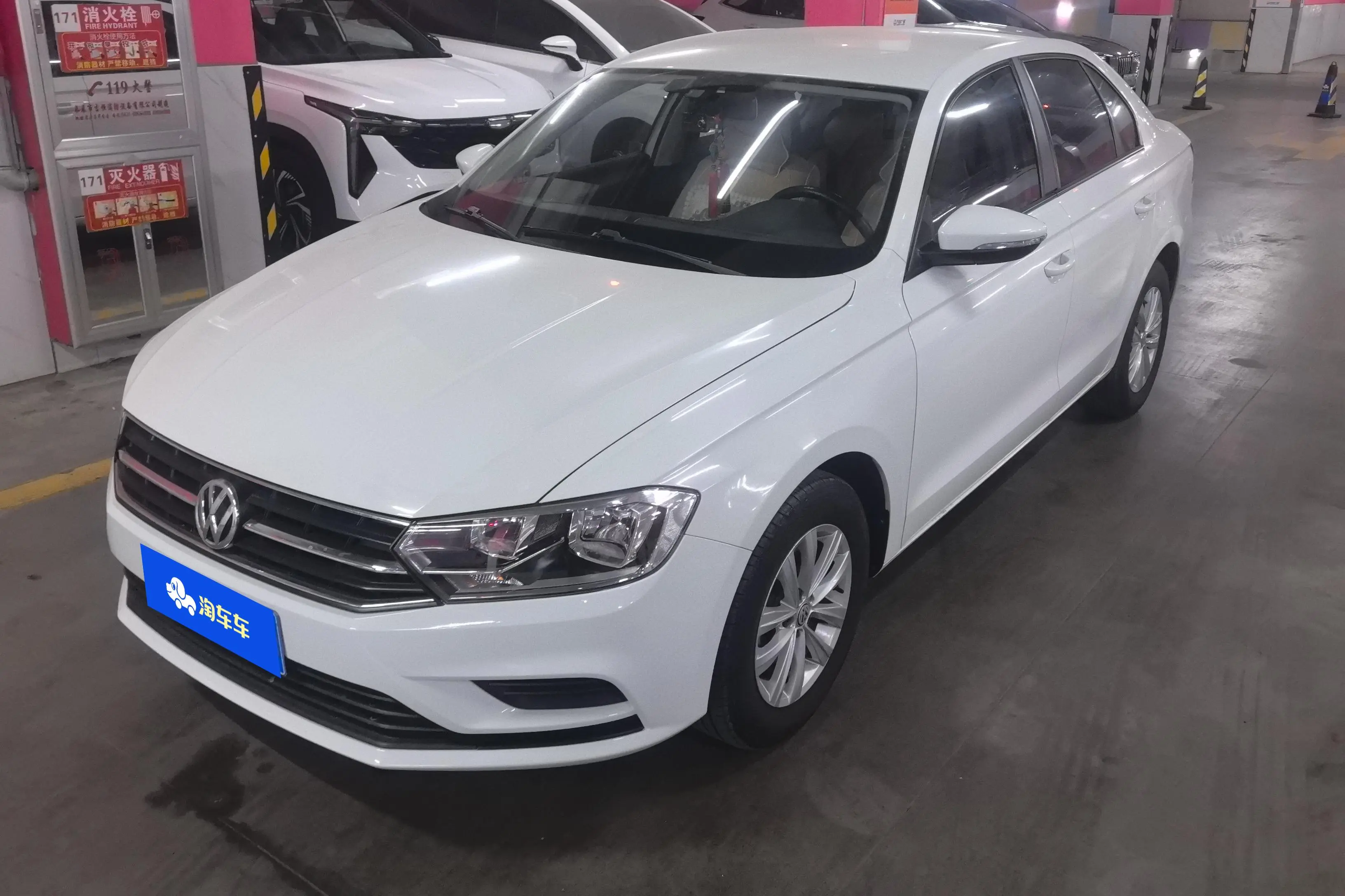 Volkswagen Bora  из Китая