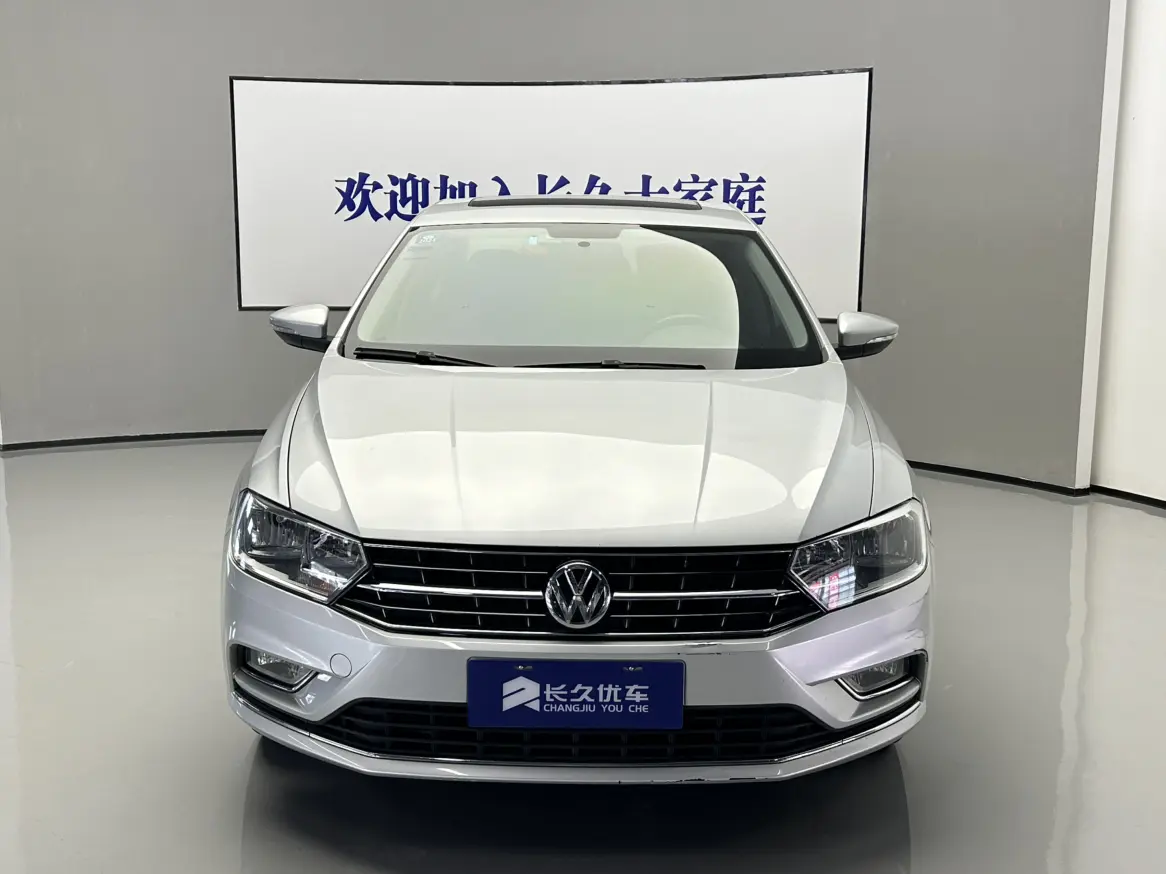 Volkswagen Bora  из Китая