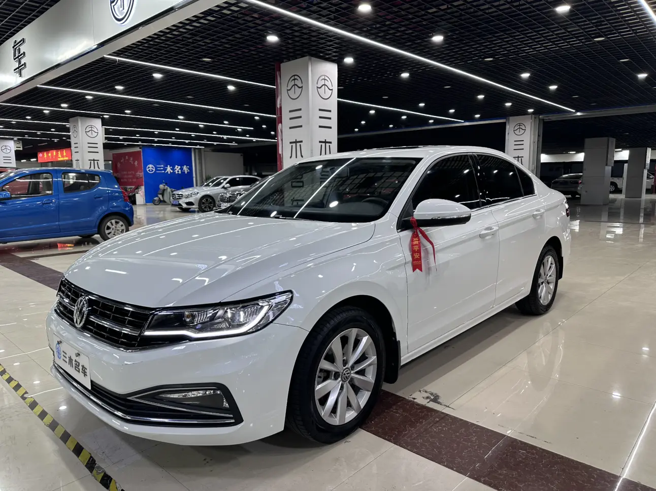 Volkswagen Bora  из Китая