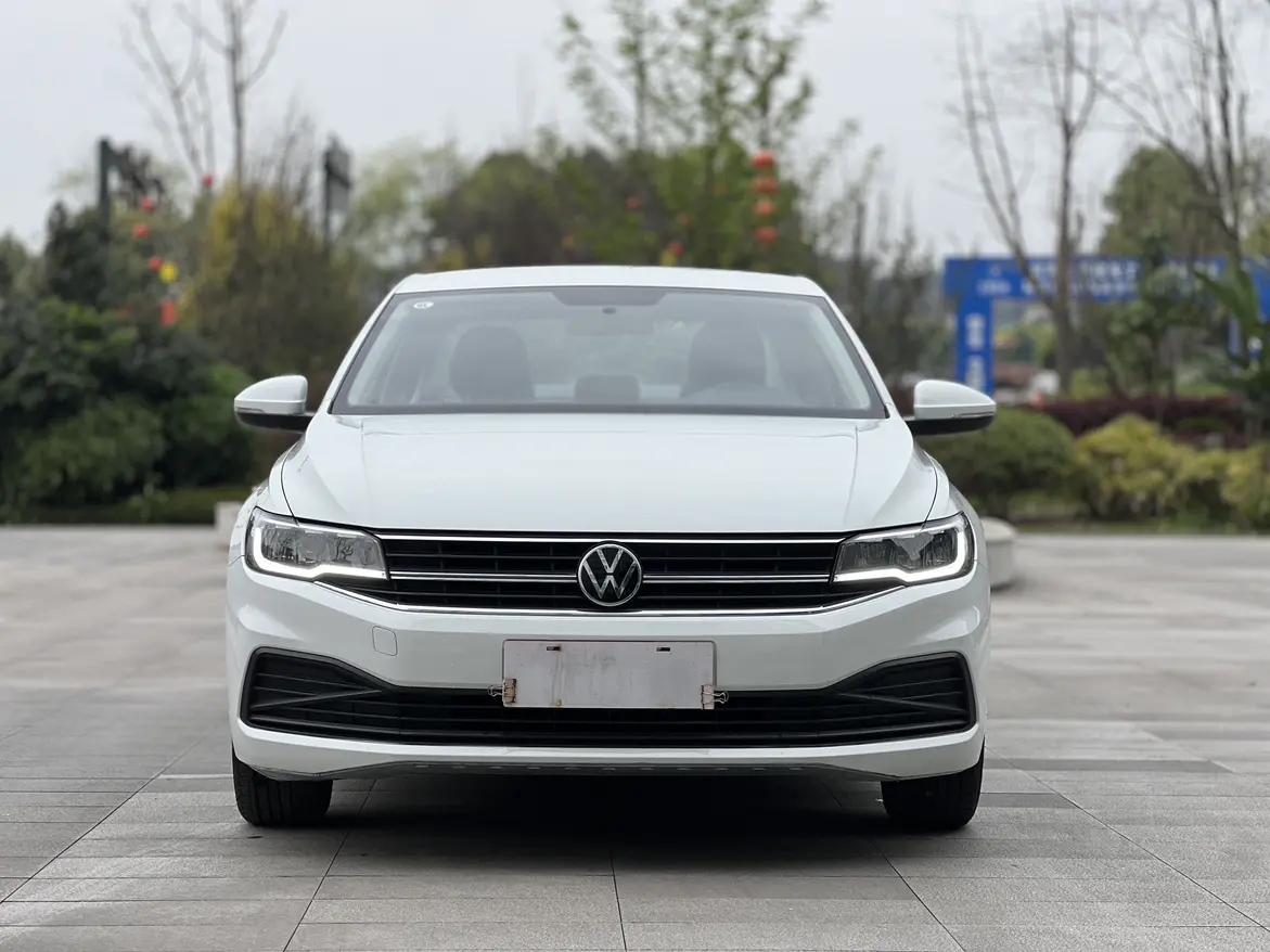 Volkswagen Bora  из Китая