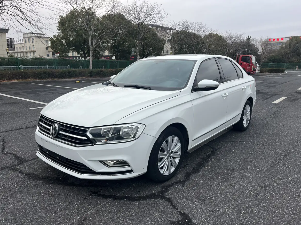 Volkswagen Bora  из Китая