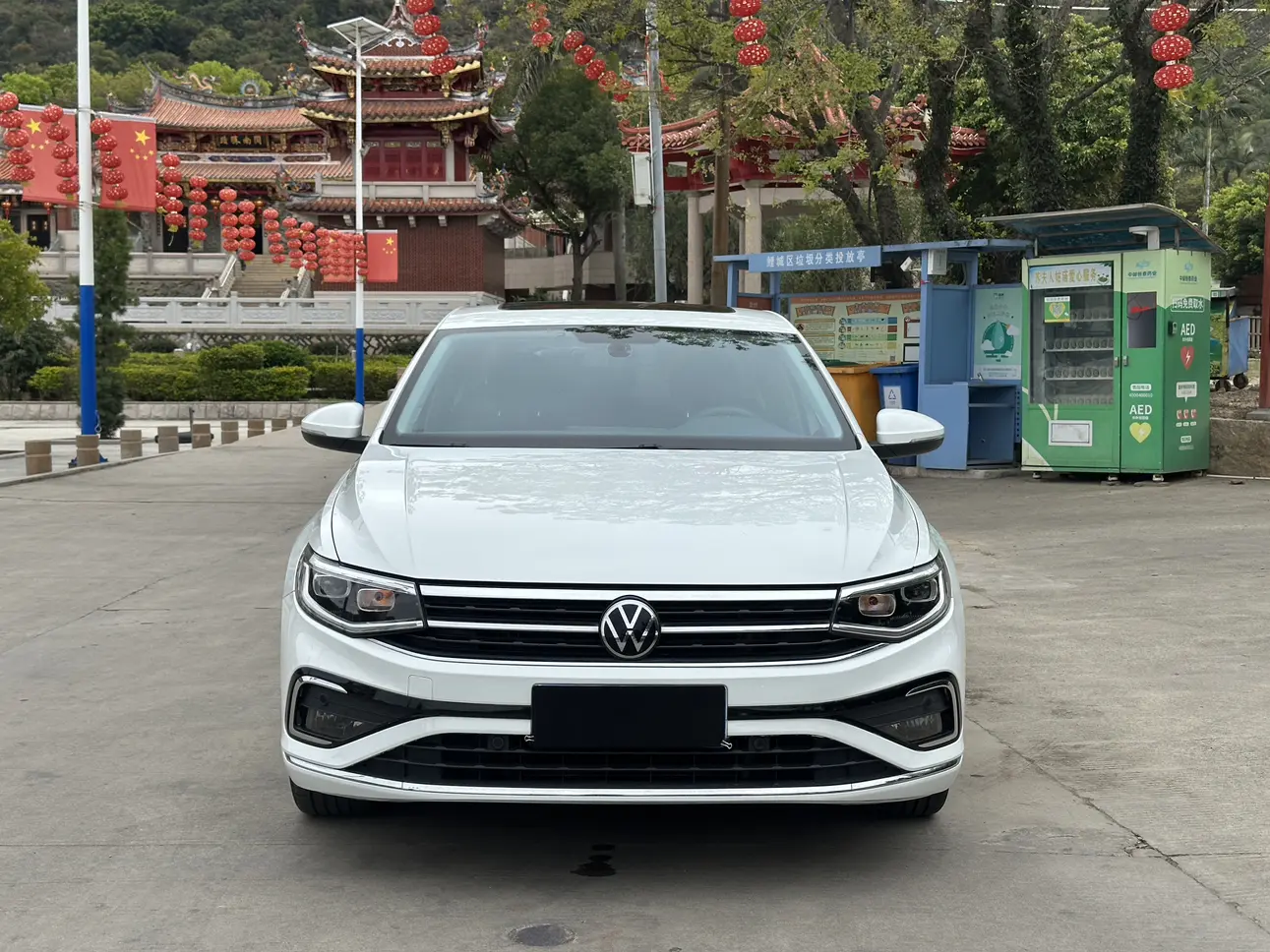 Volkswagen Bora  из Китая