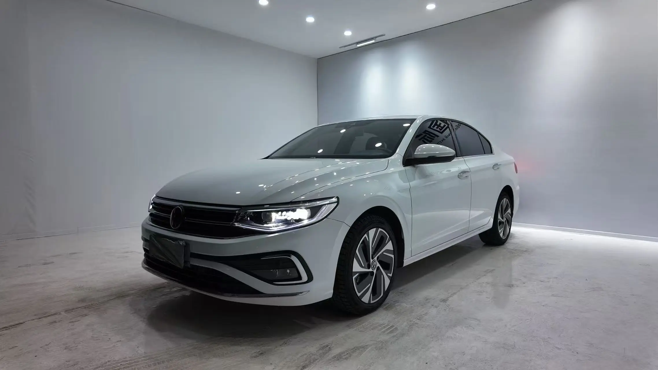 Volkswagen Bora  из Китая