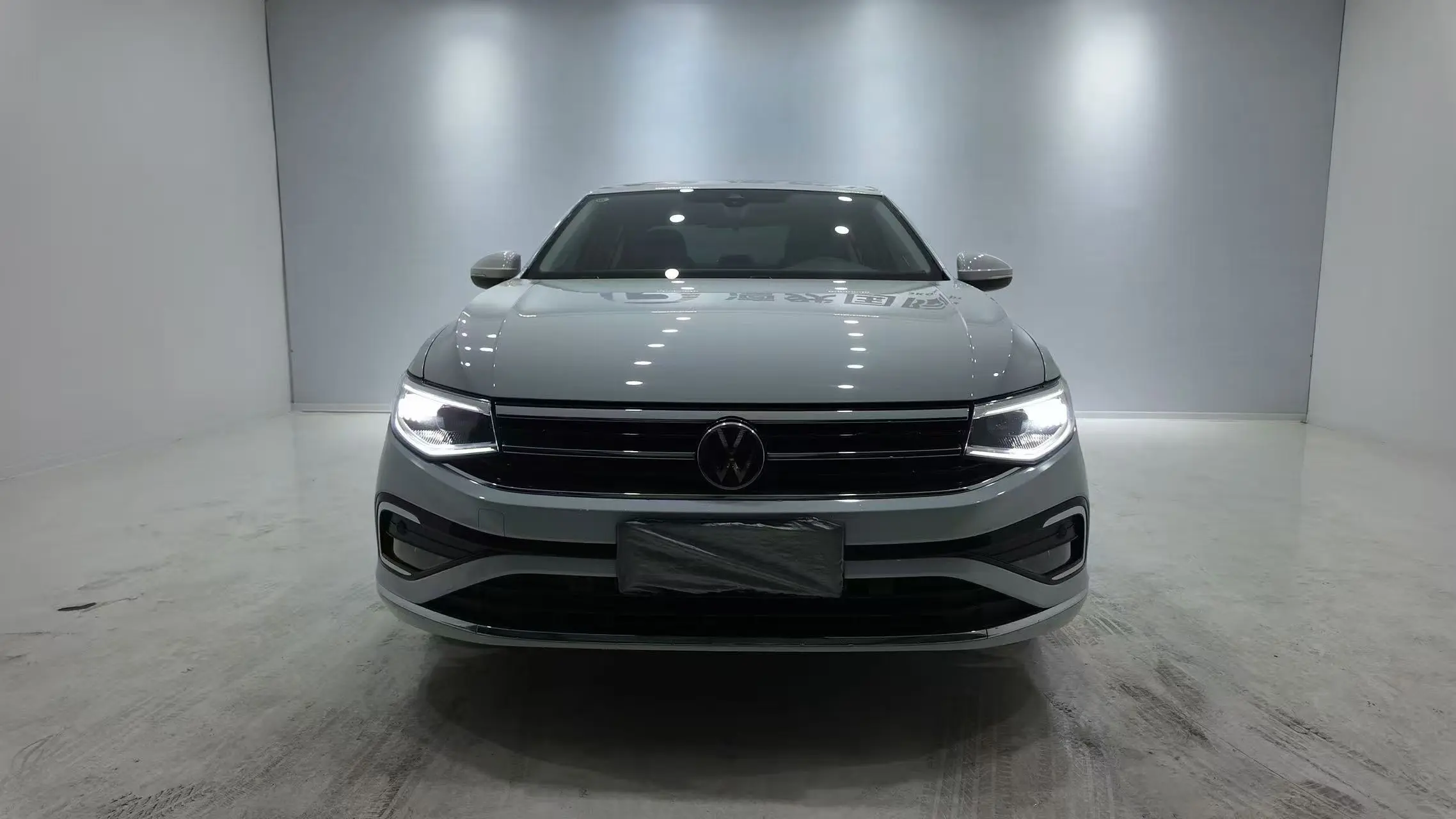 Volkswagen Bora  из Китая