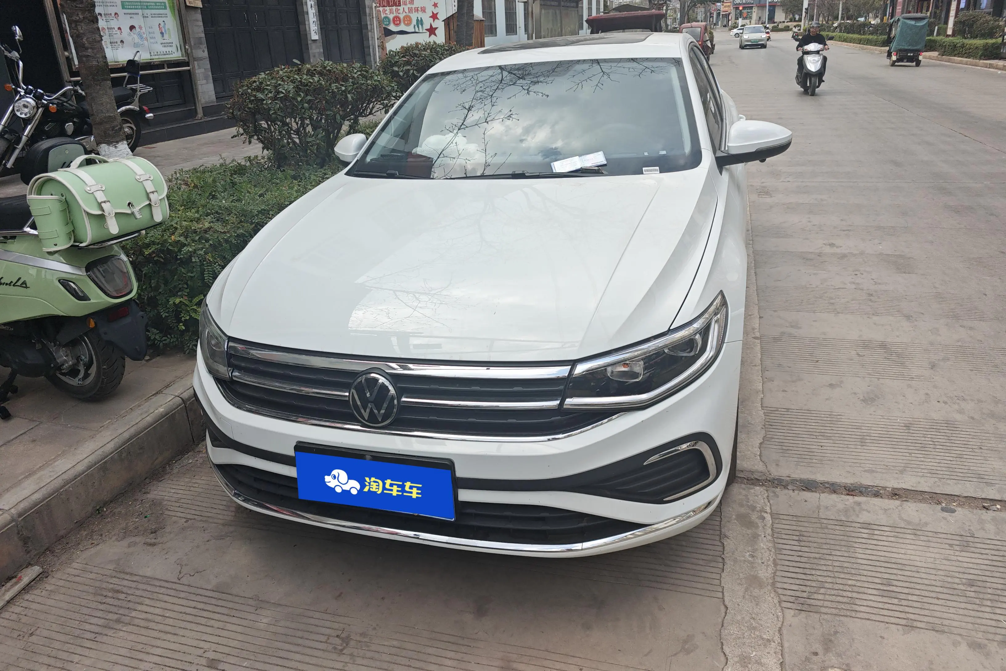 Volkswagen Bora  из Китая