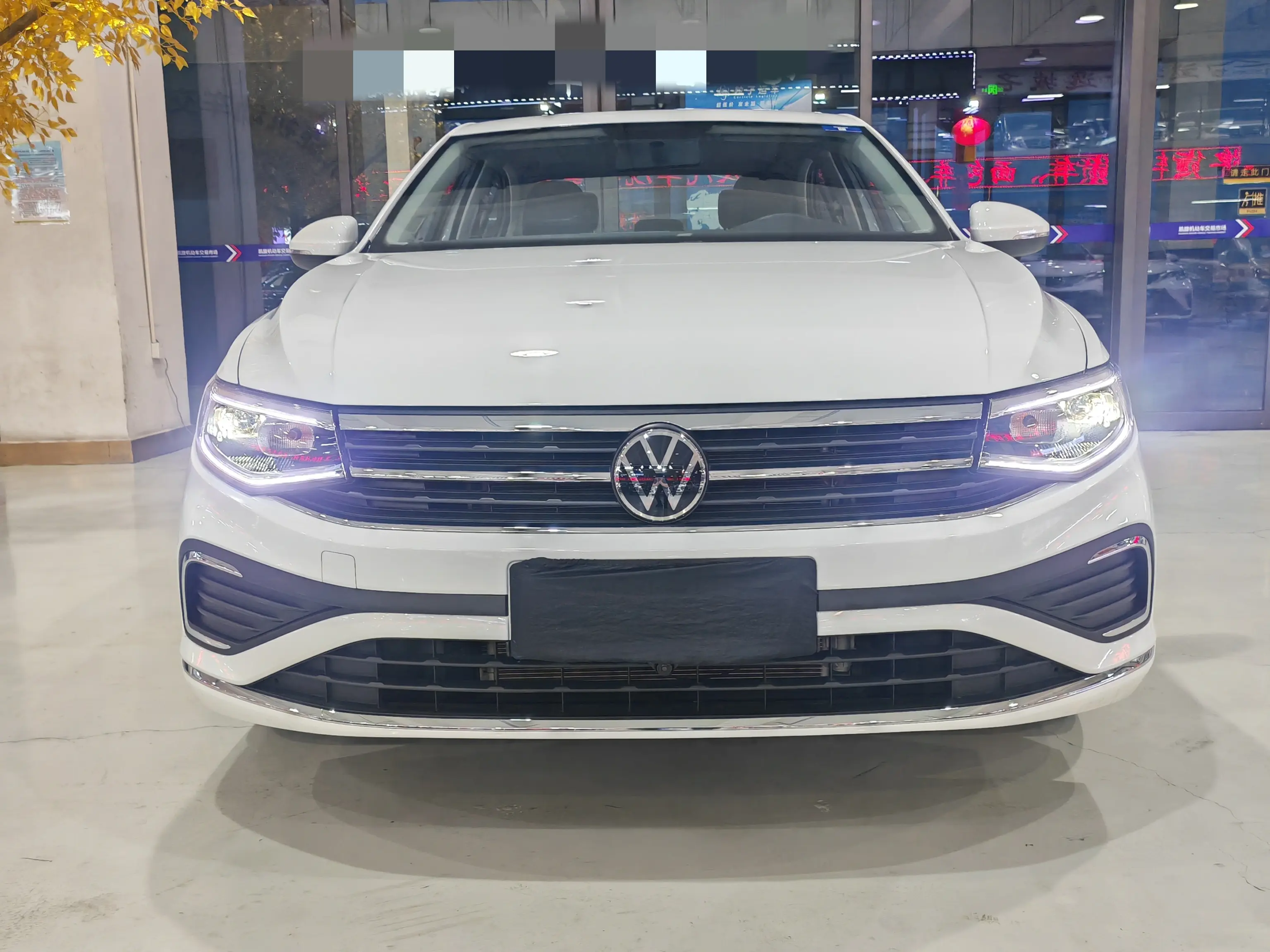 Volkswagen Bora  из Китая