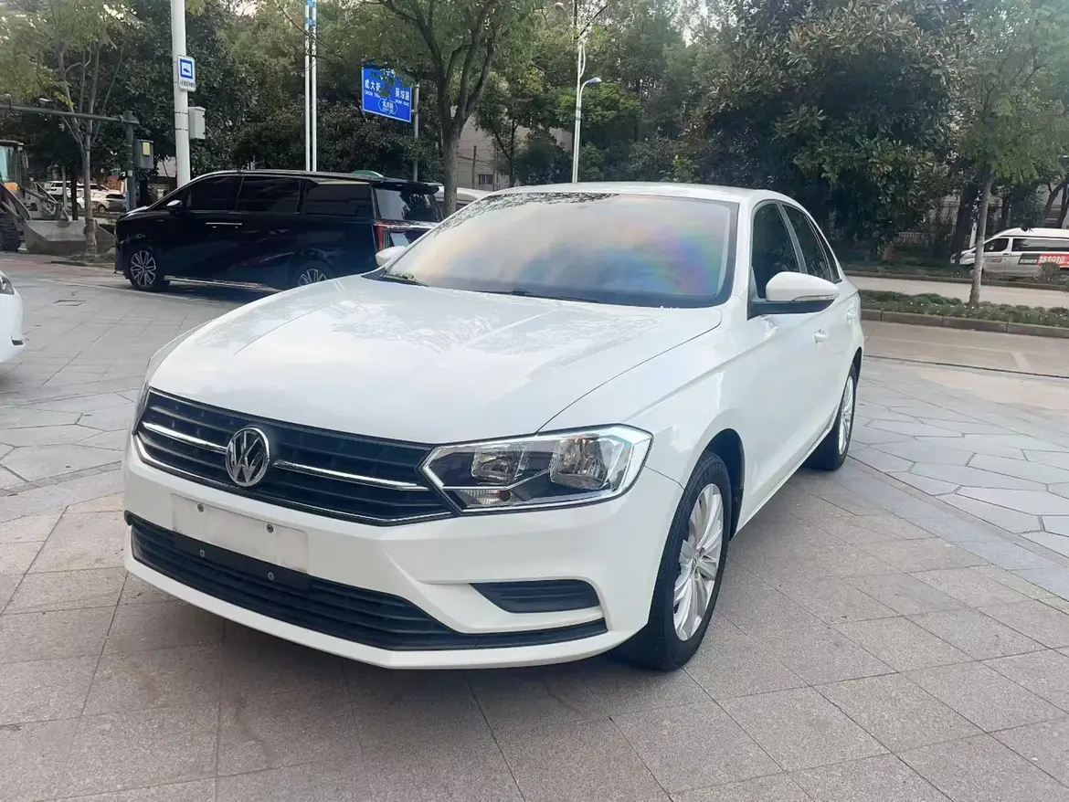 Volkswagen Bora  из Китая