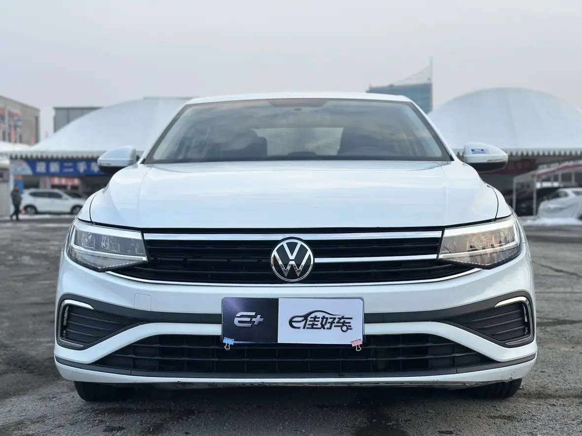 Volkswagen Bora  из Китая