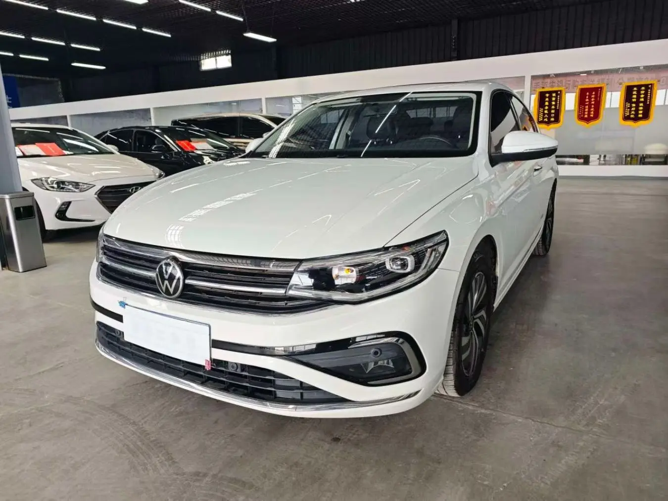 Volkswagen Bora  из Китая