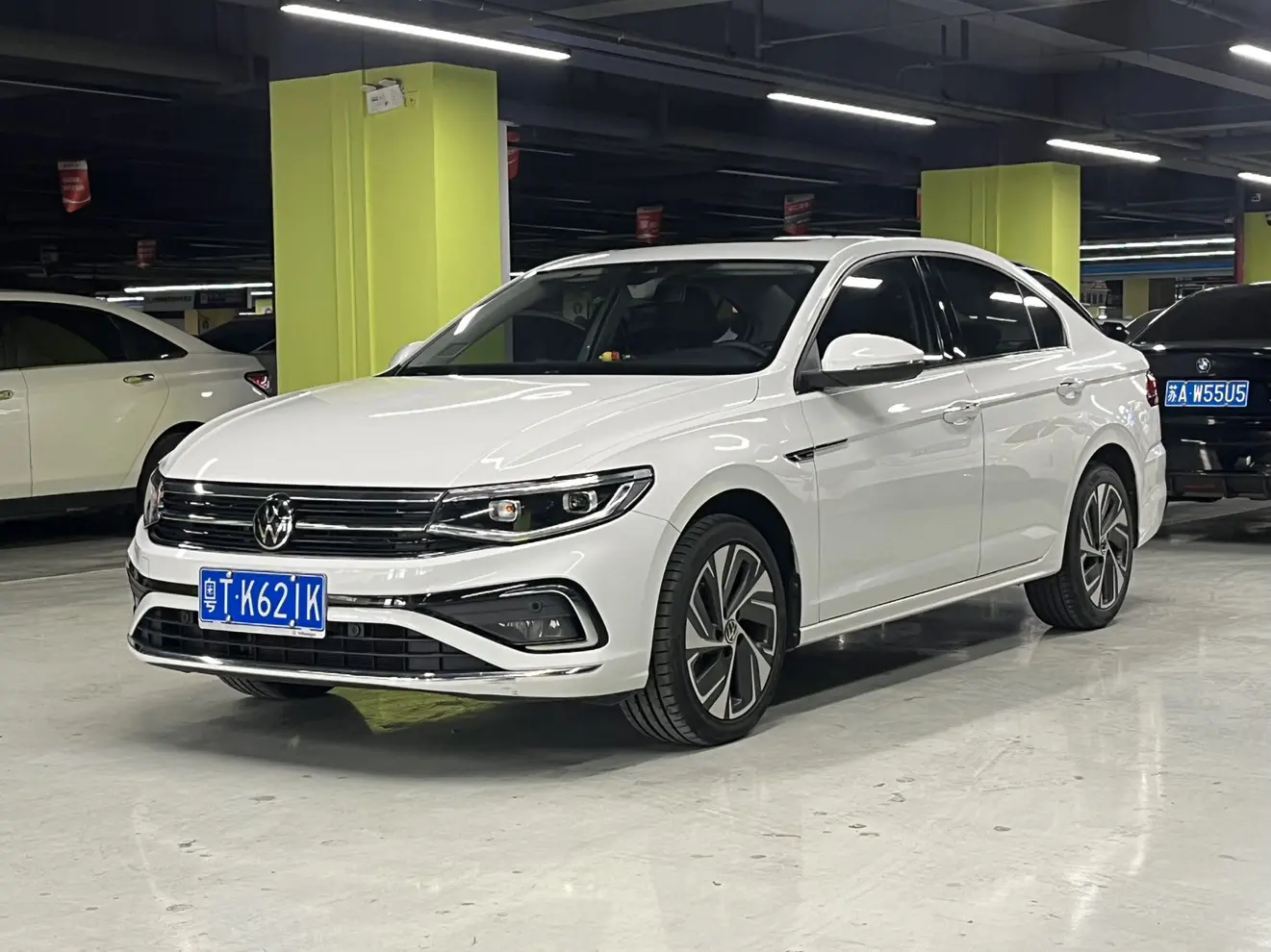 Volkswagen Bora  из Китая