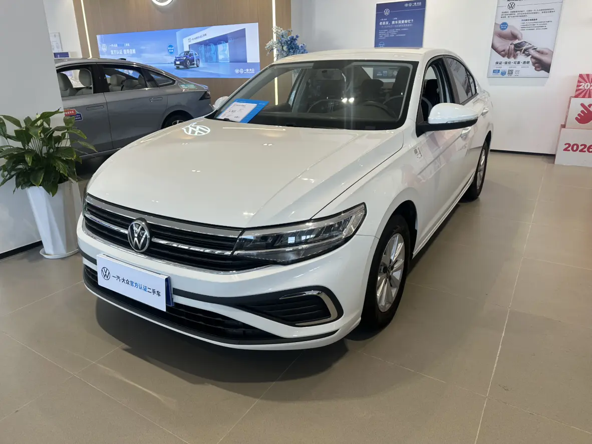 Volkswagen Bora  из Китая