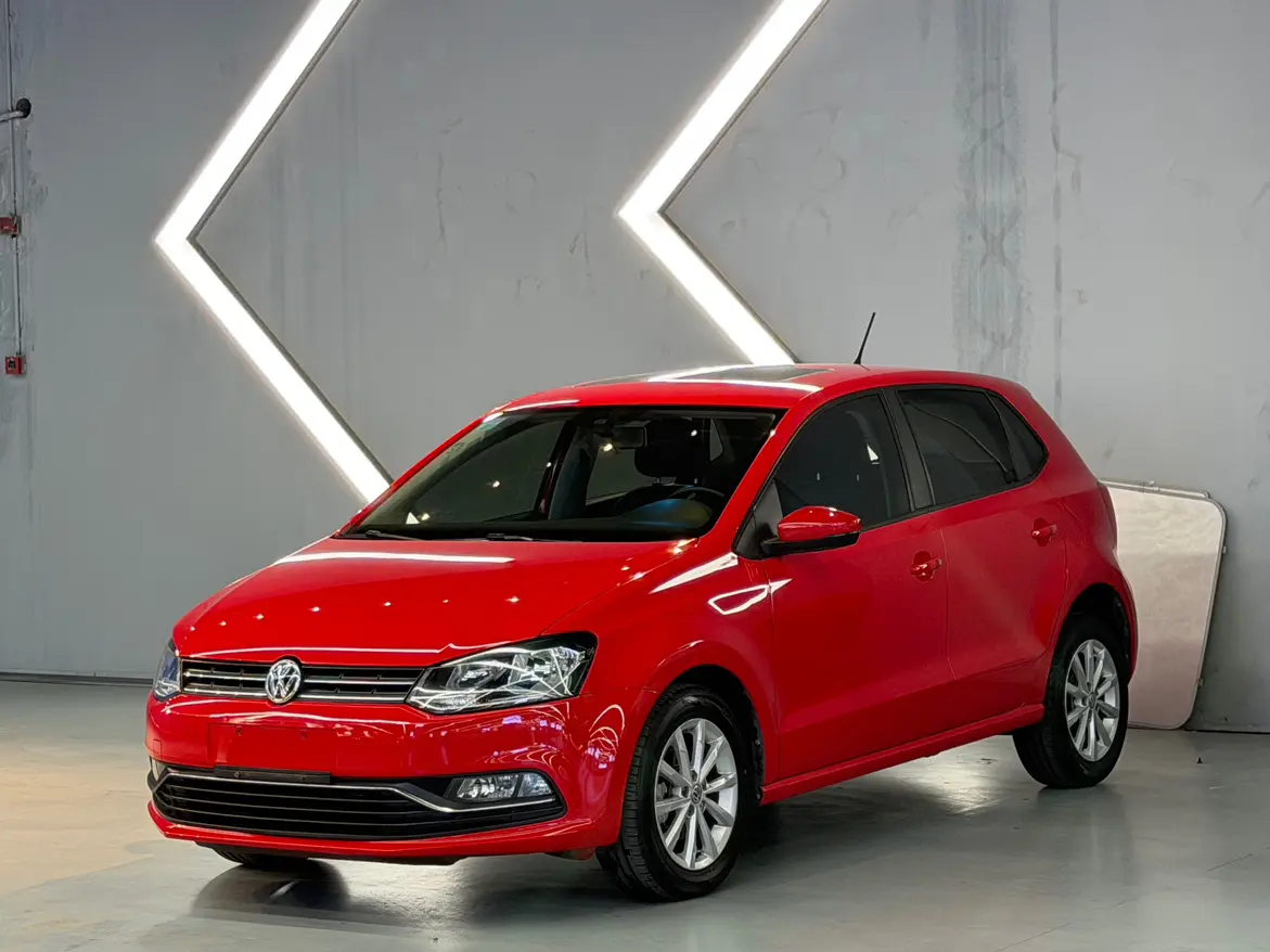 Volkswagen Polo  из Китая