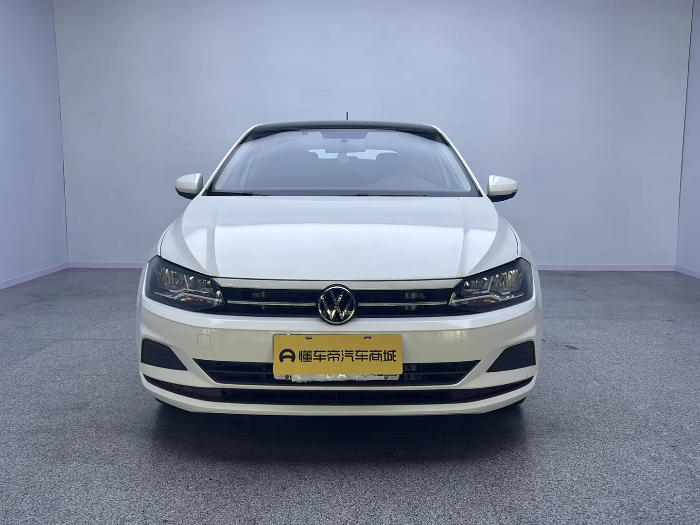 Volkswagen Polo  из Китая