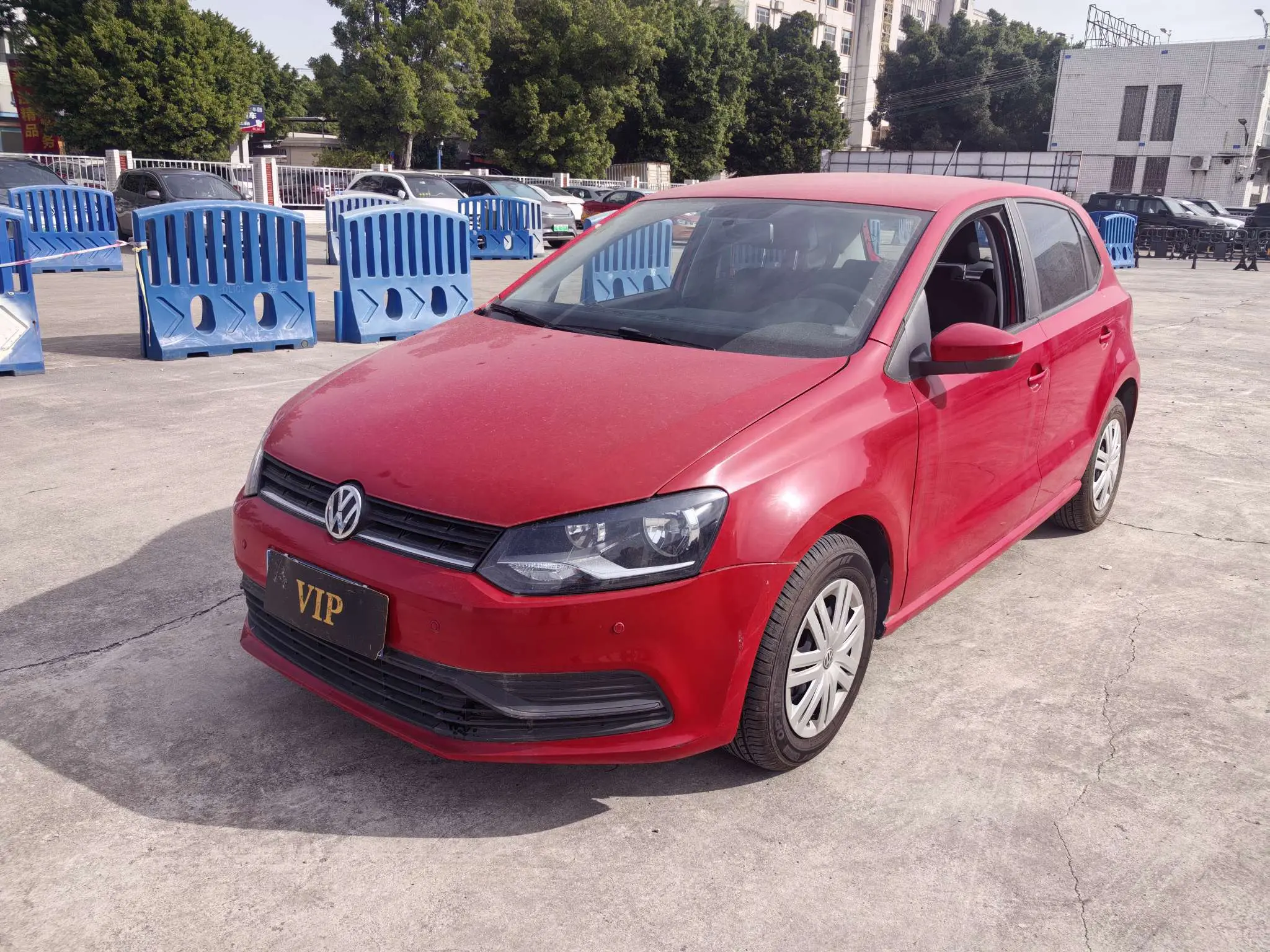 Volkswagen Polo  из Китая