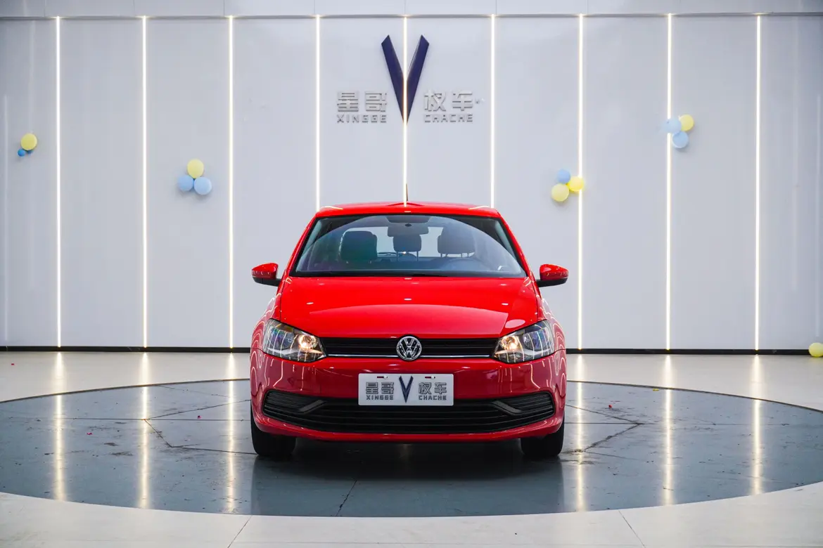 Volkswagen Polo  из Китая