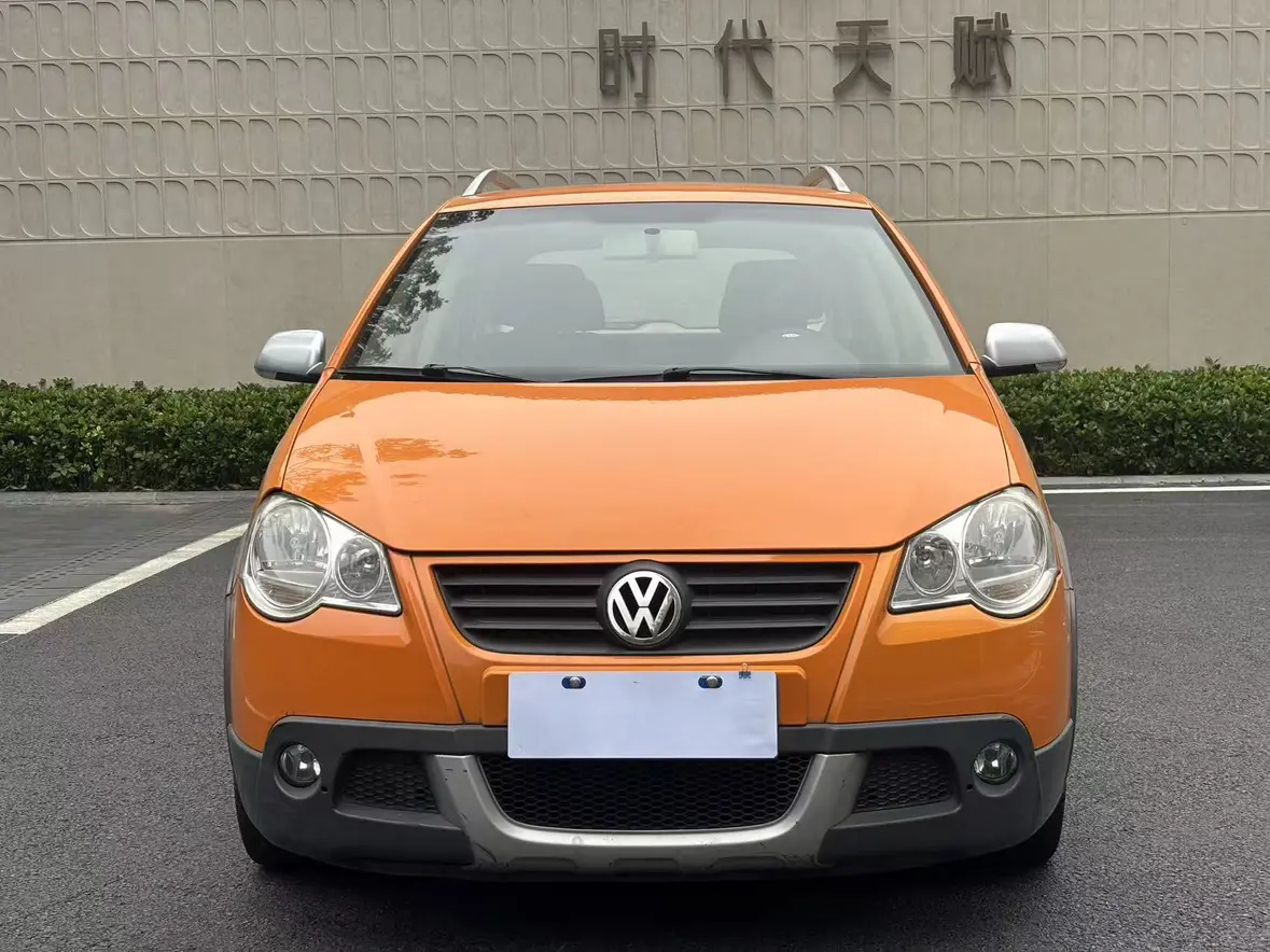 Volkswagen Polo  из Китая