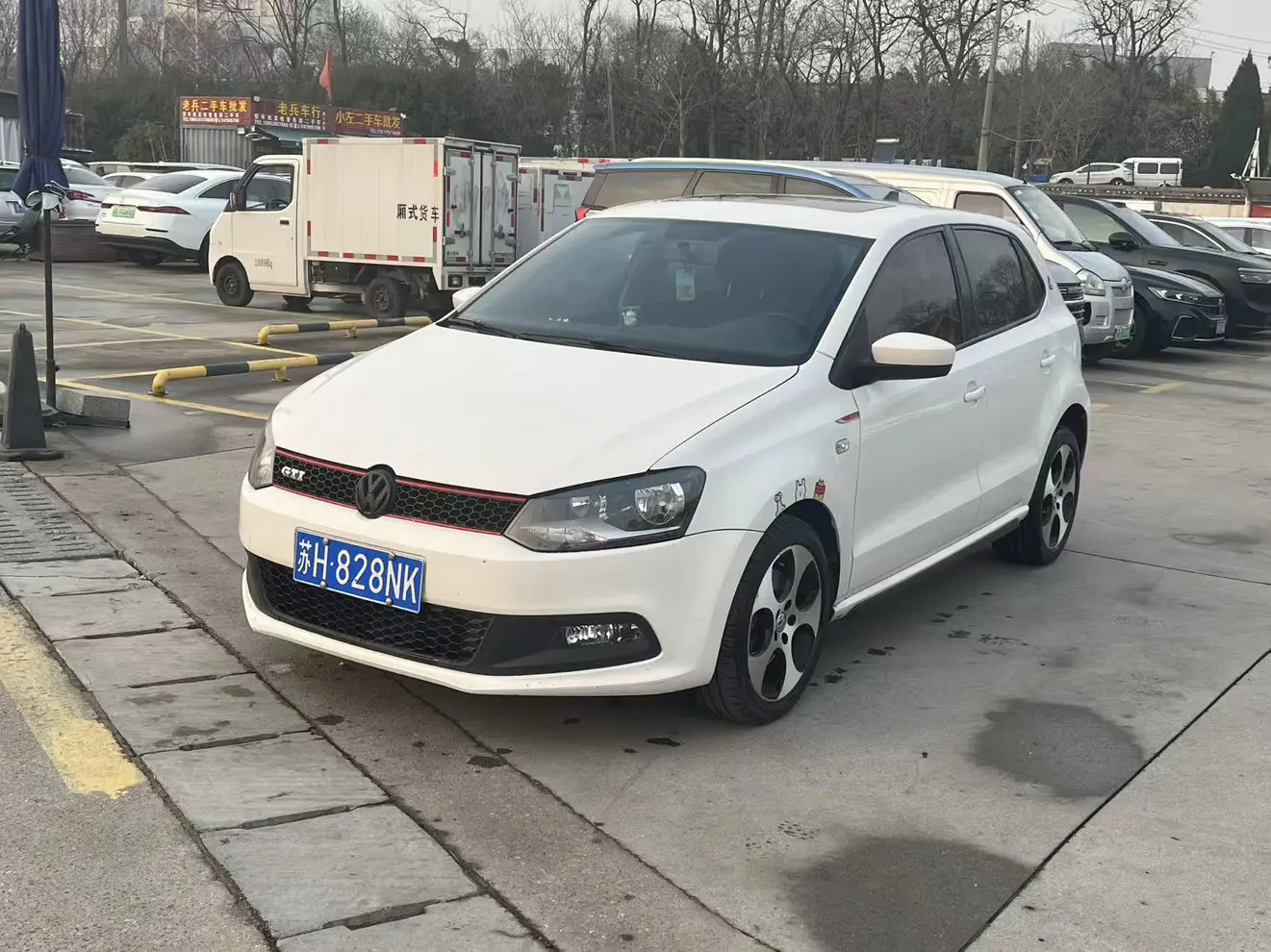 Volkswagen Polo  из Китая