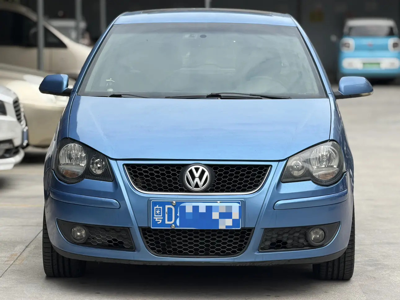 Volkswagen Polo  из Китая