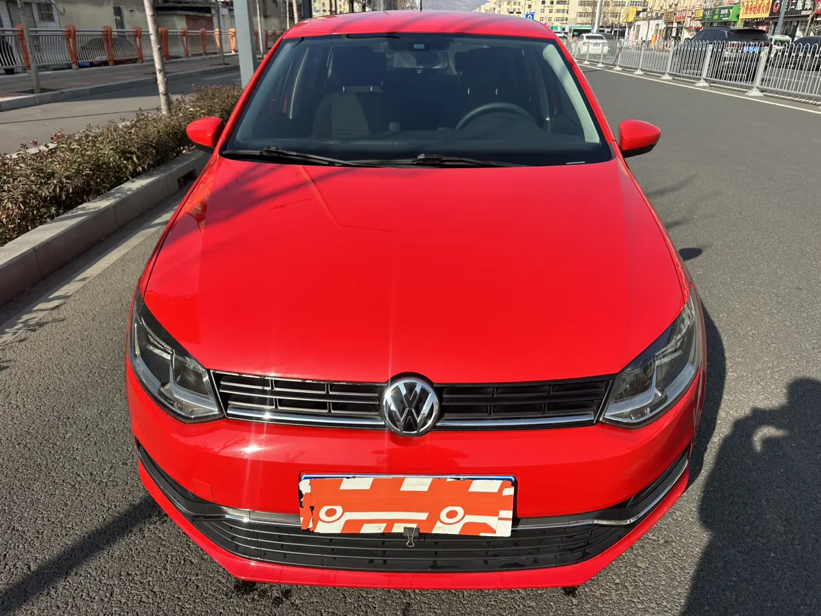 Volkswagen Polo  из Китая
