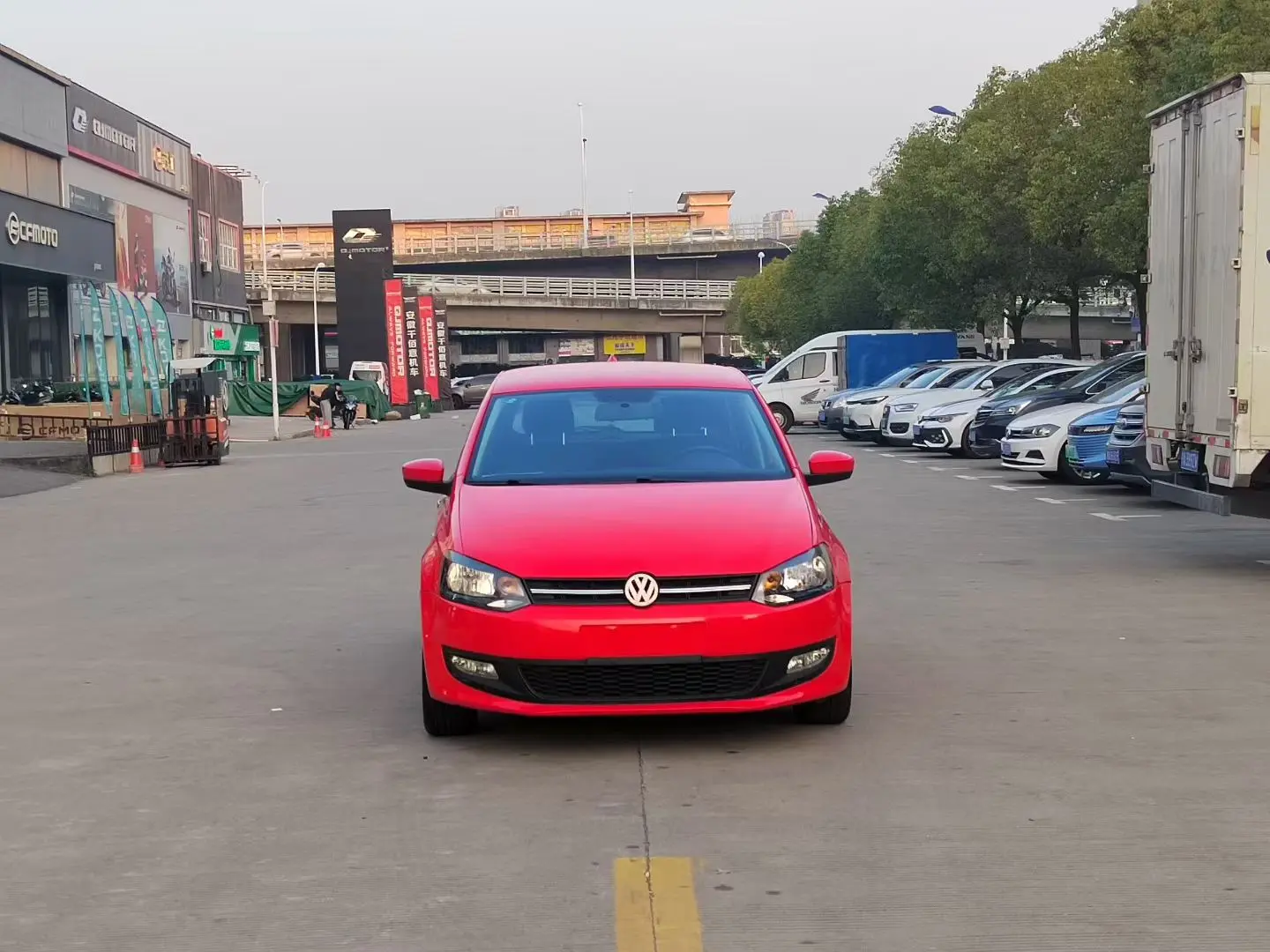 Volkswagen Polo  из Китая