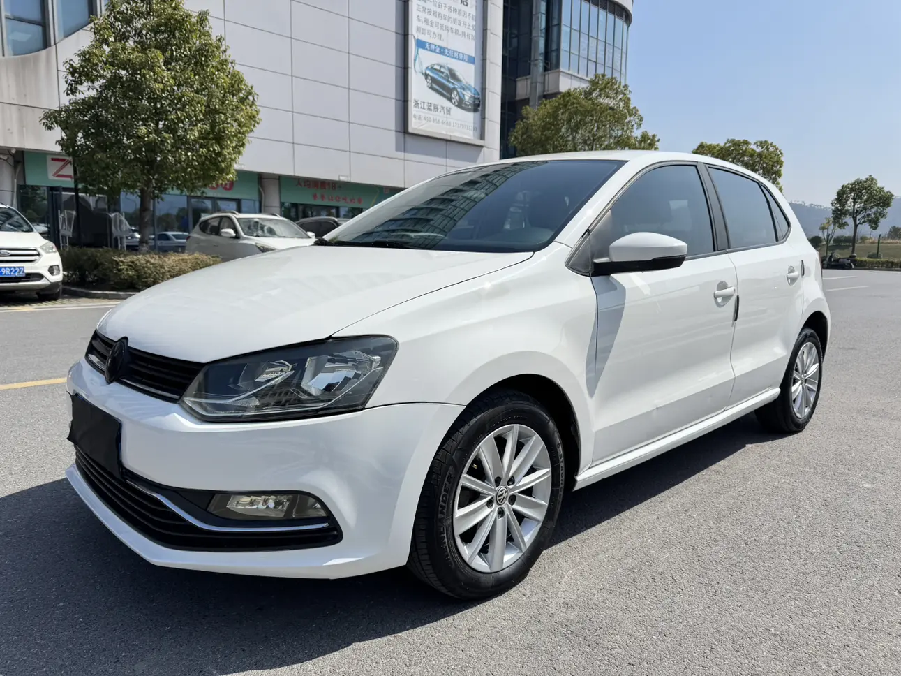 Volkswagen Polo  из Китая