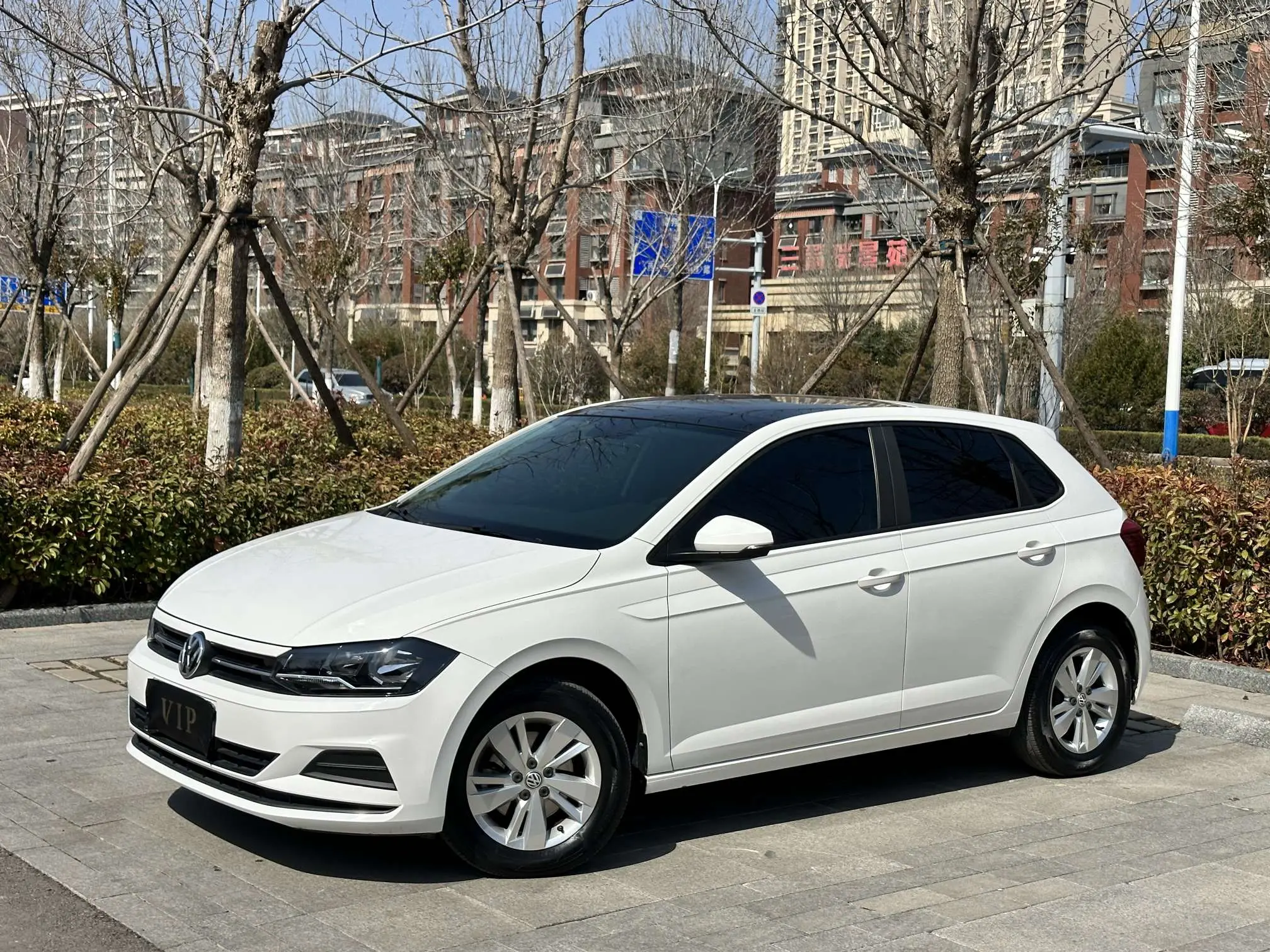 Volkswagen Polo  из Китая
