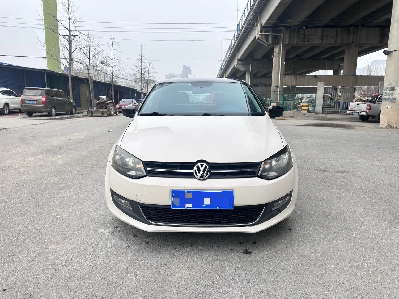 Volkswagen Polo  из Китая