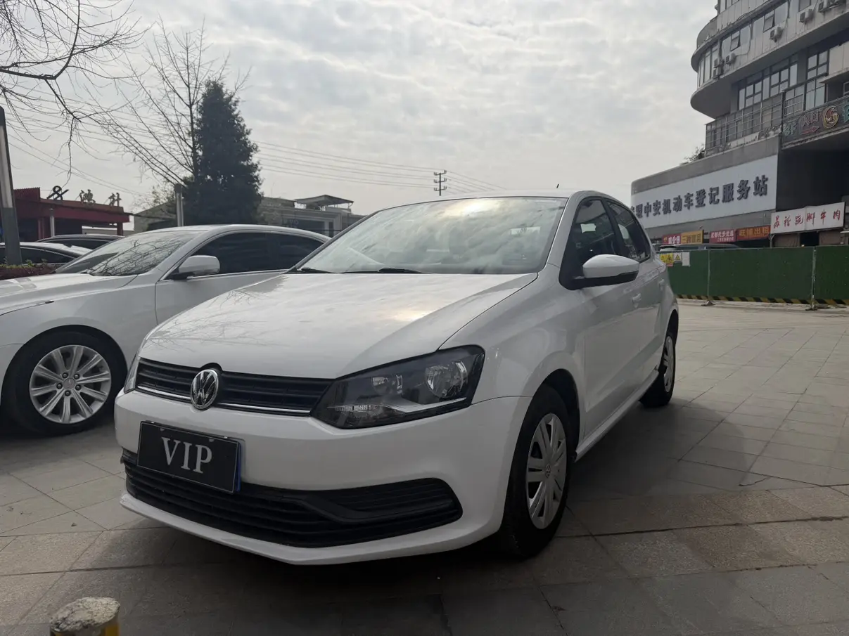 Volkswagen Polo  из Китая