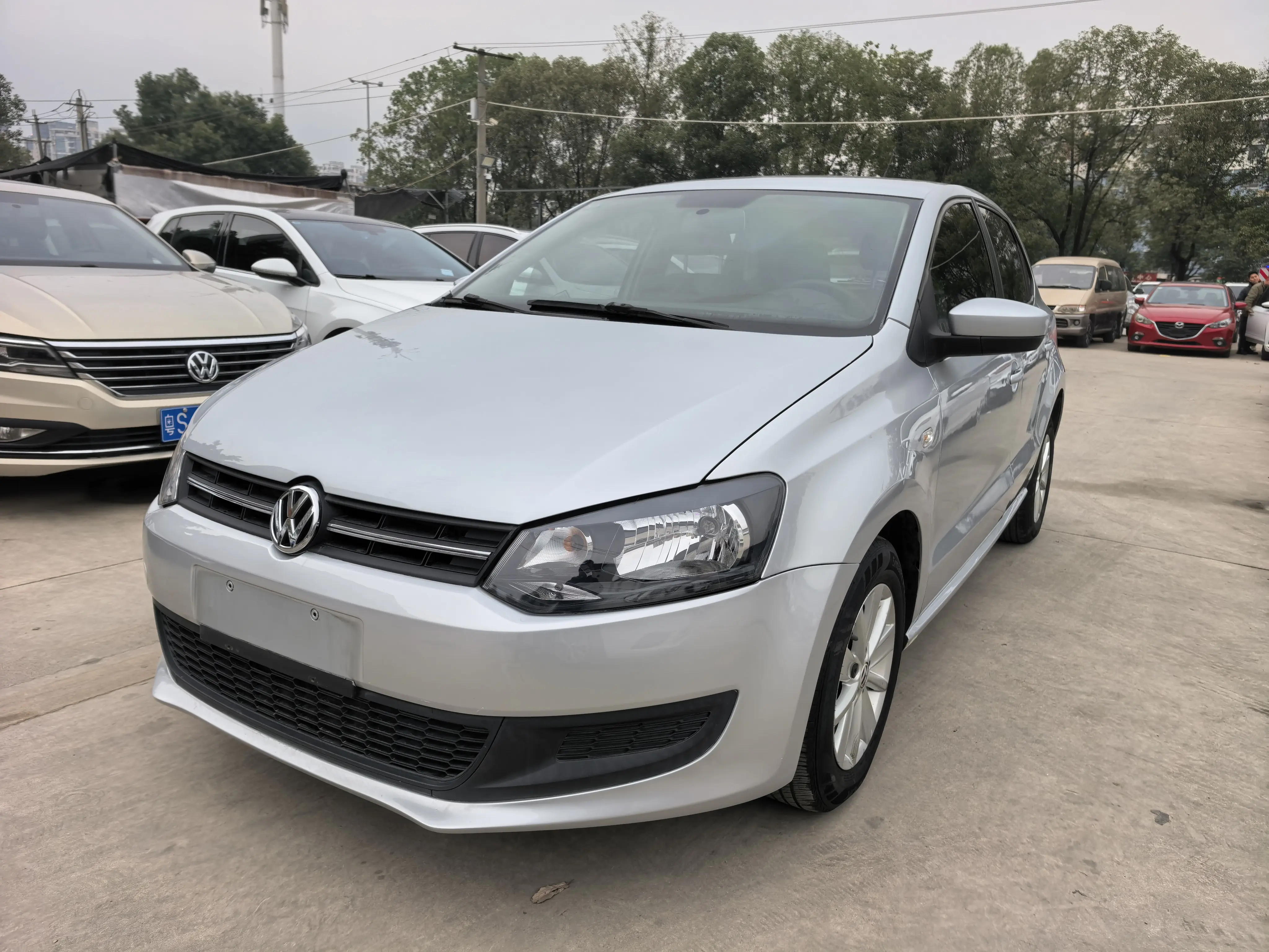 Volkswagen Polo  из Китая