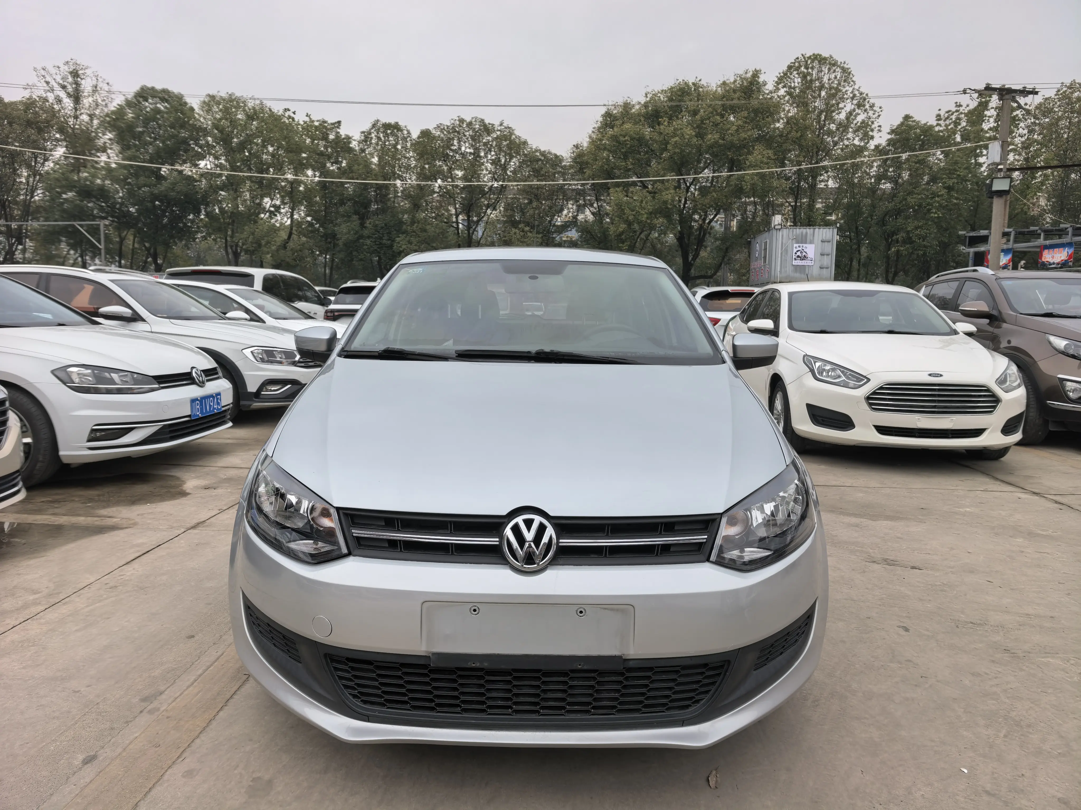 Volkswagen Polo  из Китая
