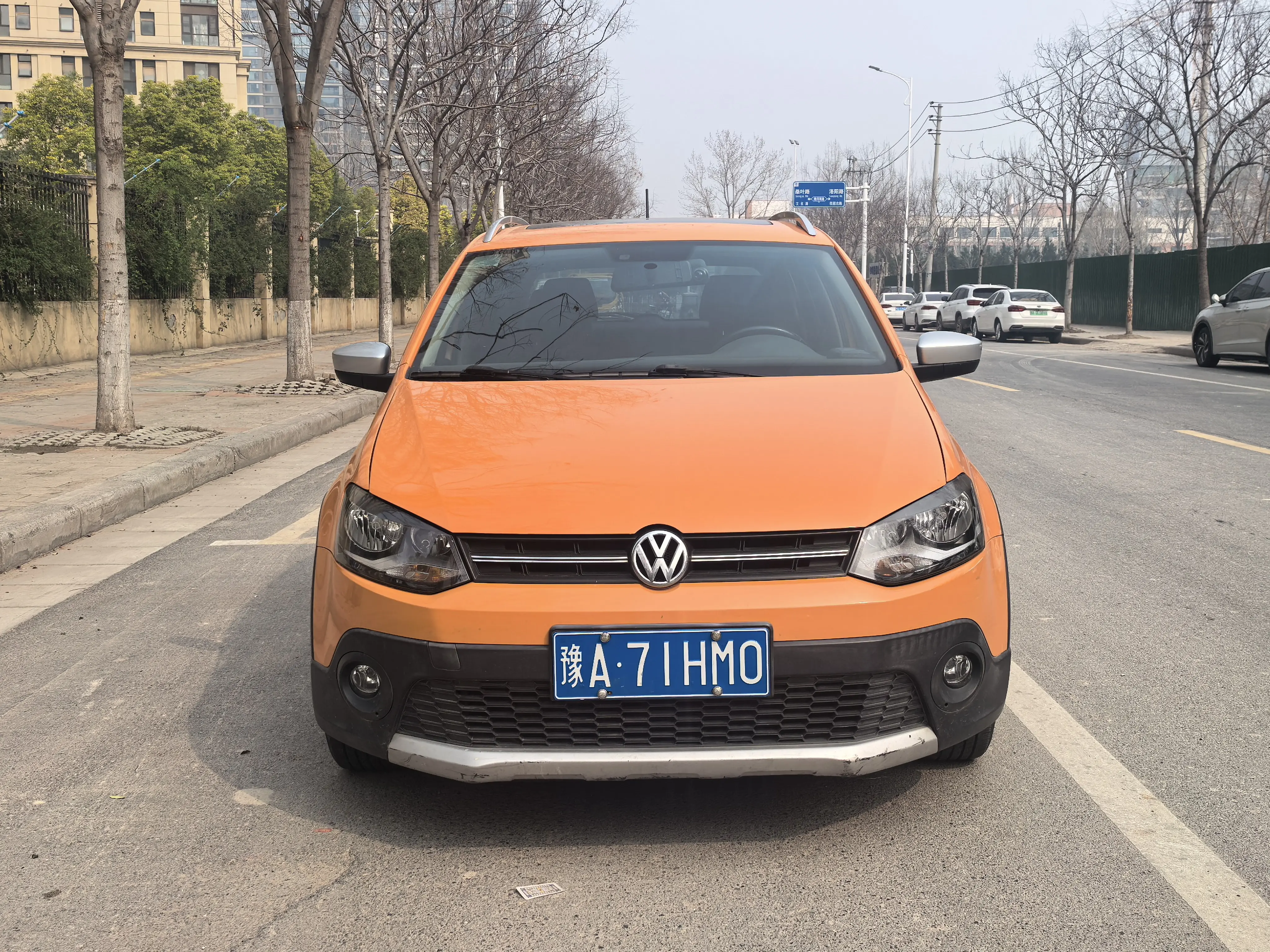 Volkswagen Polo  из Китая