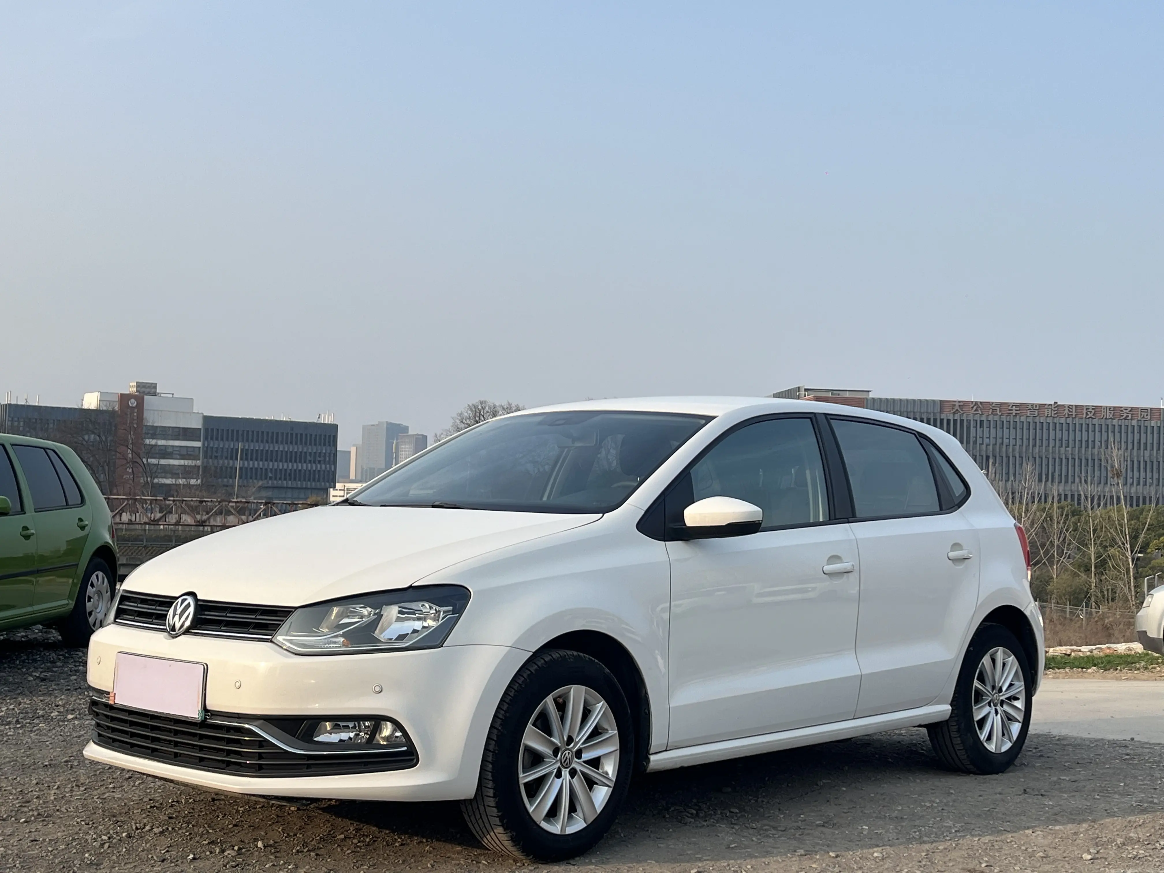 Volkswagen Polo  из Китая