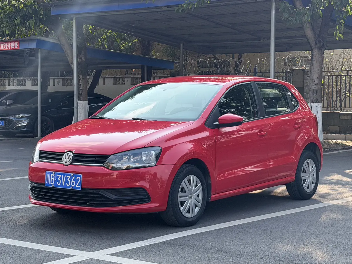 Volkswagen Polo  из Китая