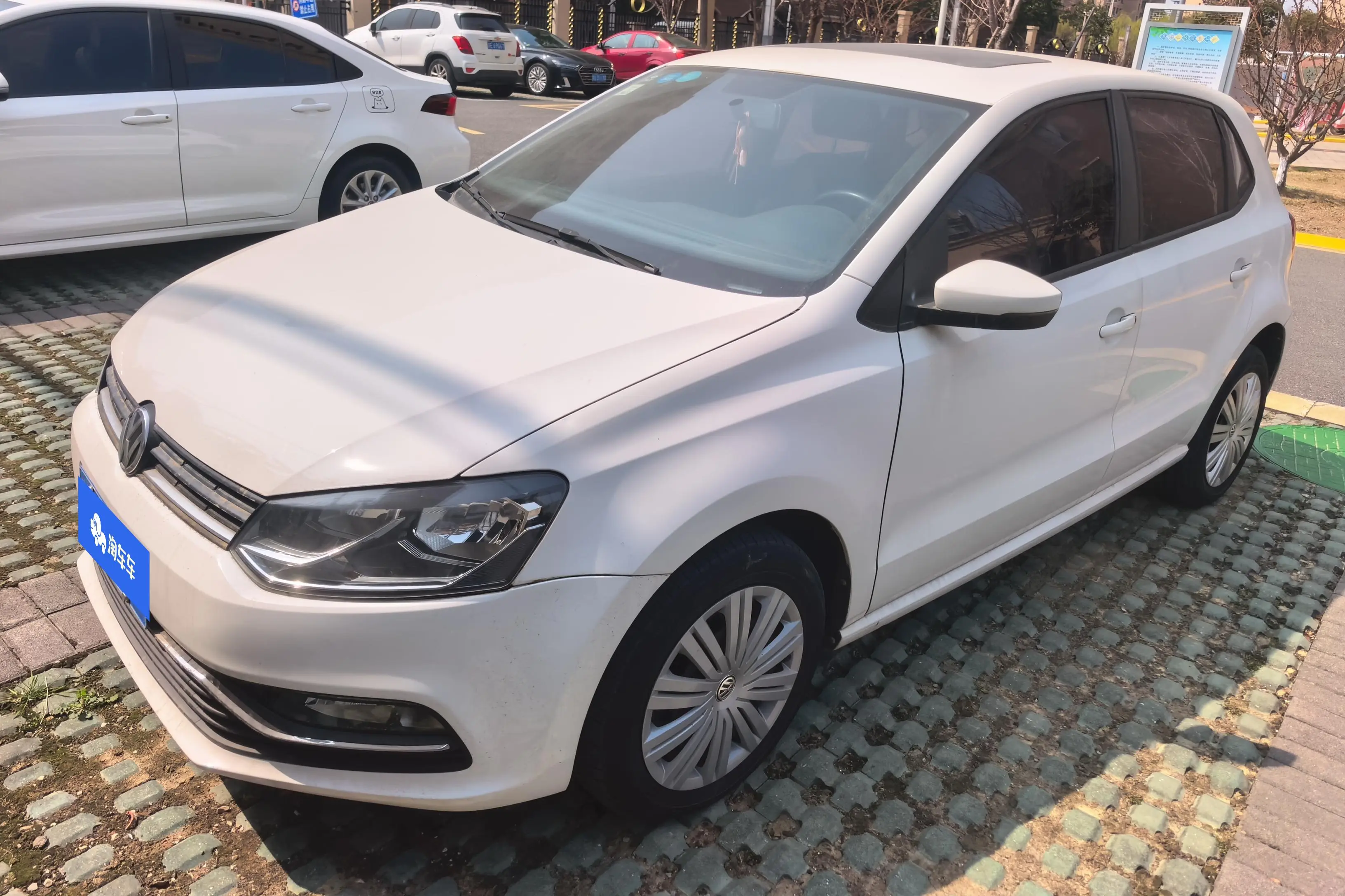 Volkswagen Polo  из Китая