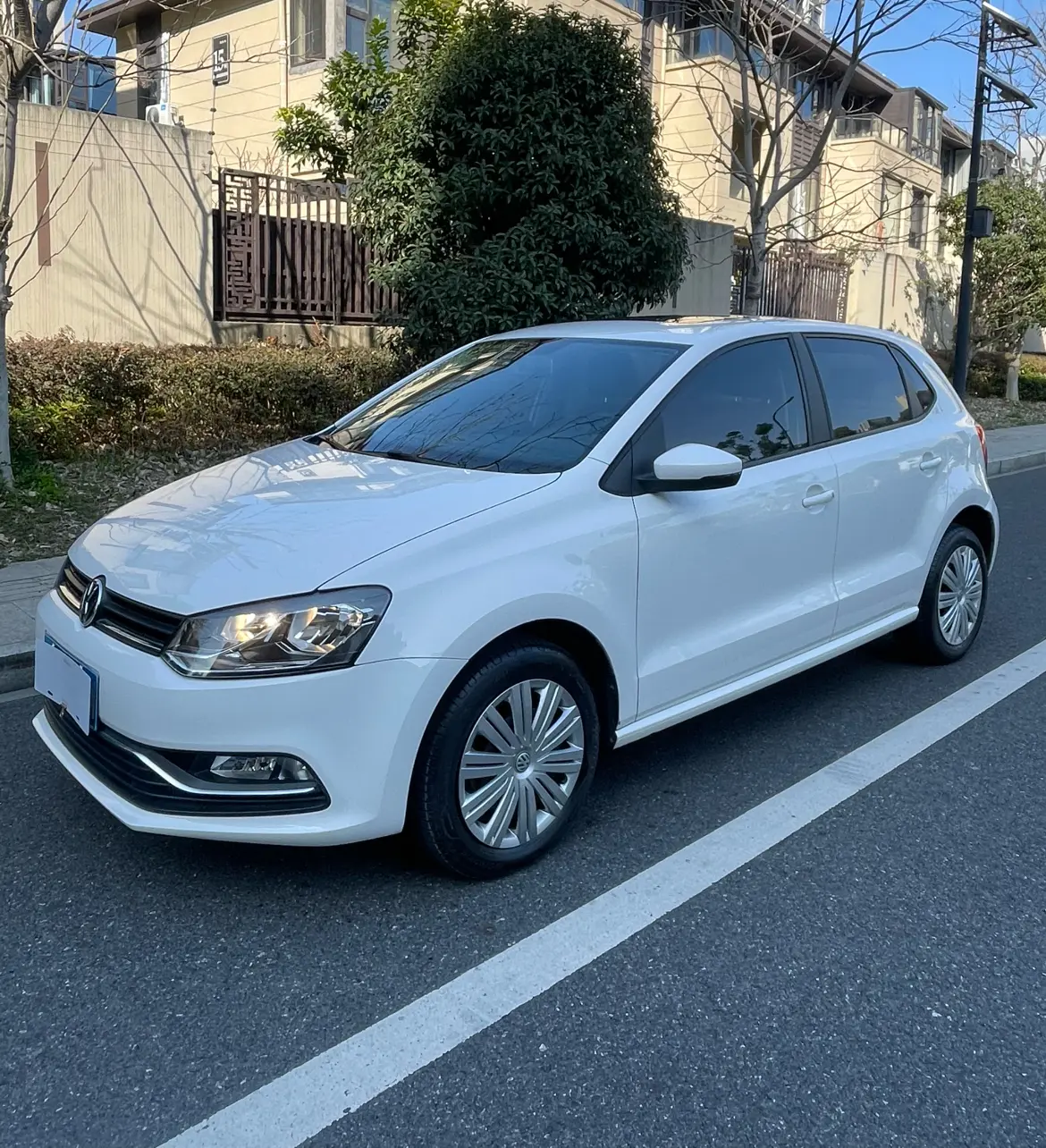 Volkswagen Polo  из Китая