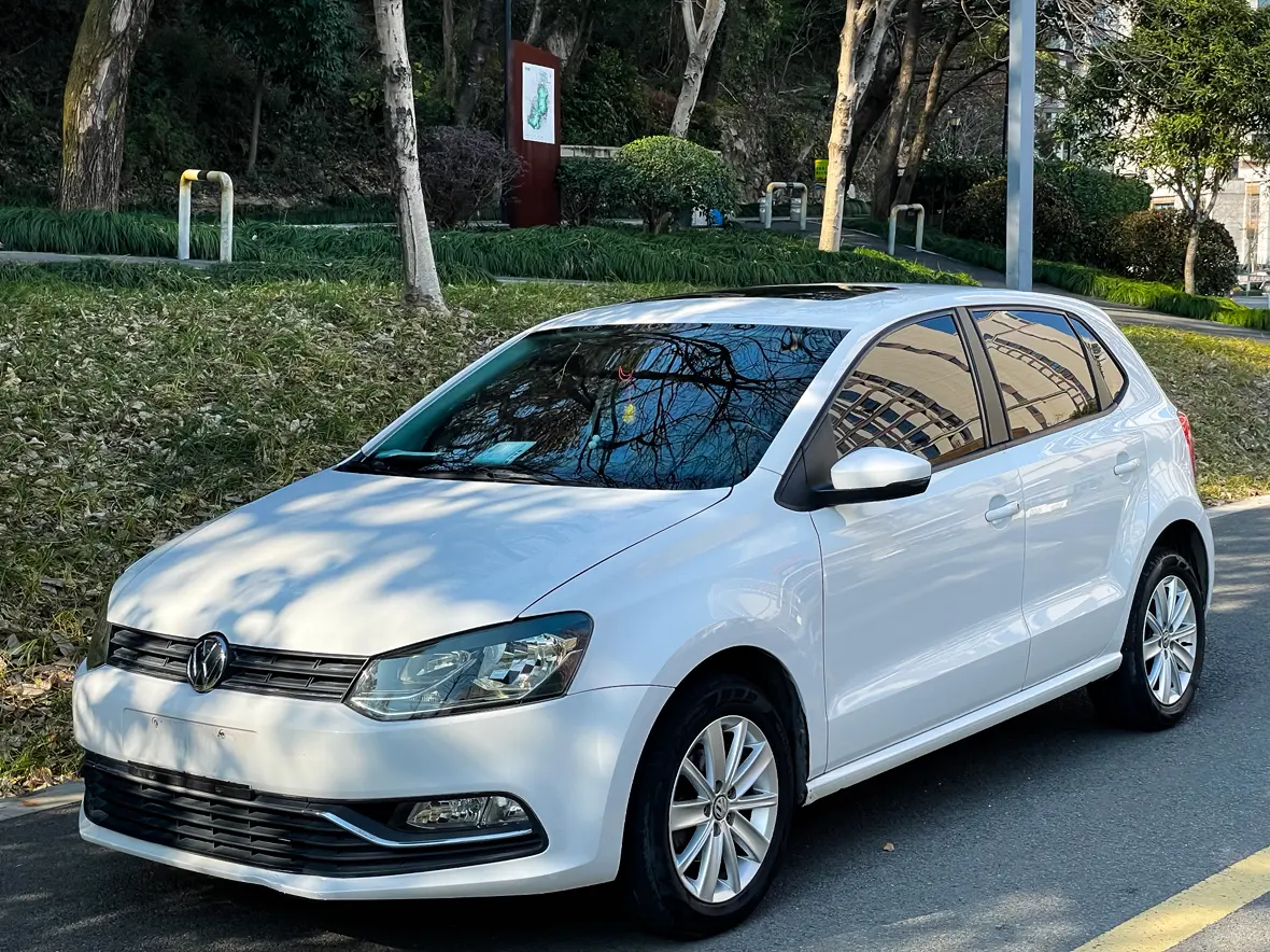 Volkswagen Polo  из Китая