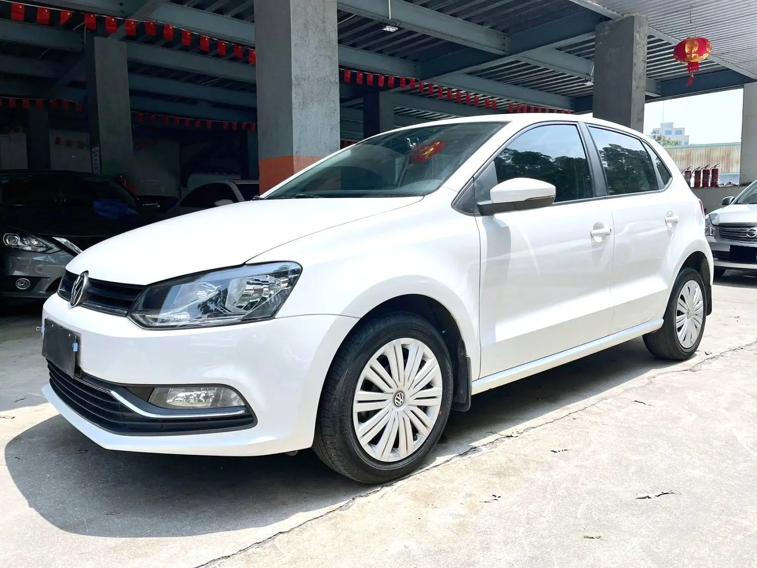 Volkswagen Polo  из Китая